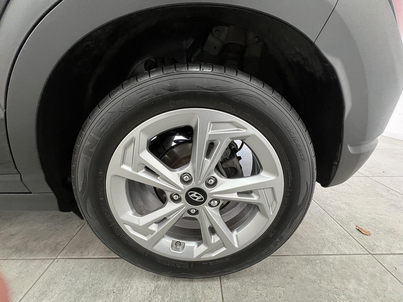 Hyundai Kona view 20