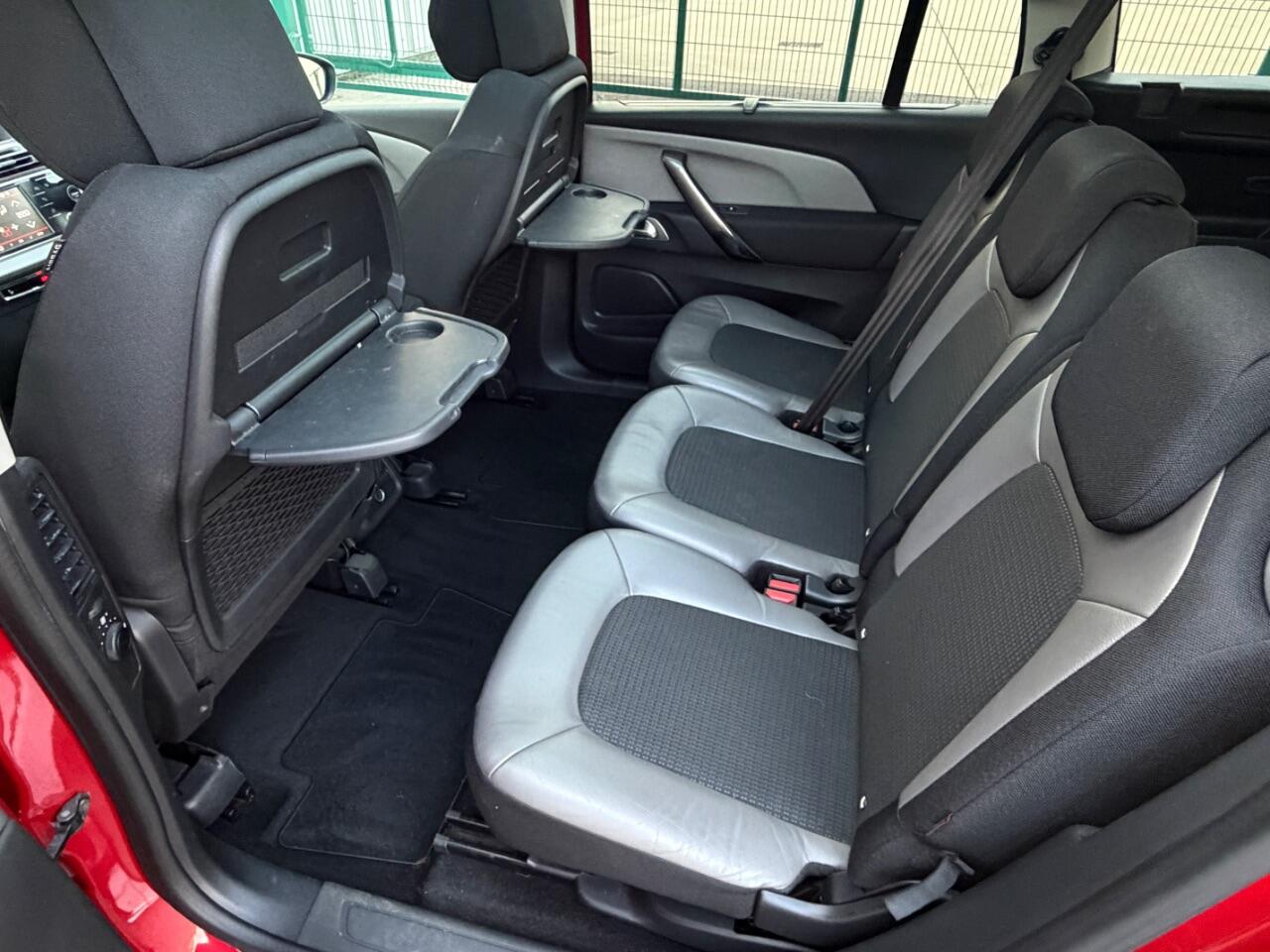 Citroen Grand C4 Spacetourer view 16