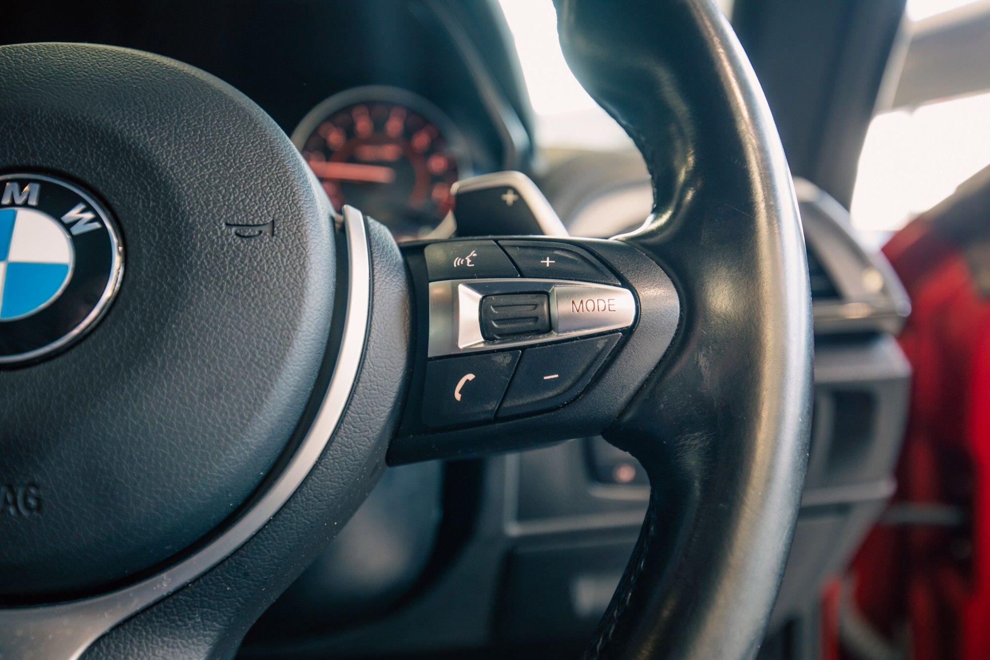 BMW 2 Series view 11