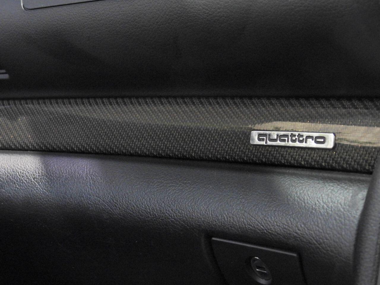 Audi RS4 view 42