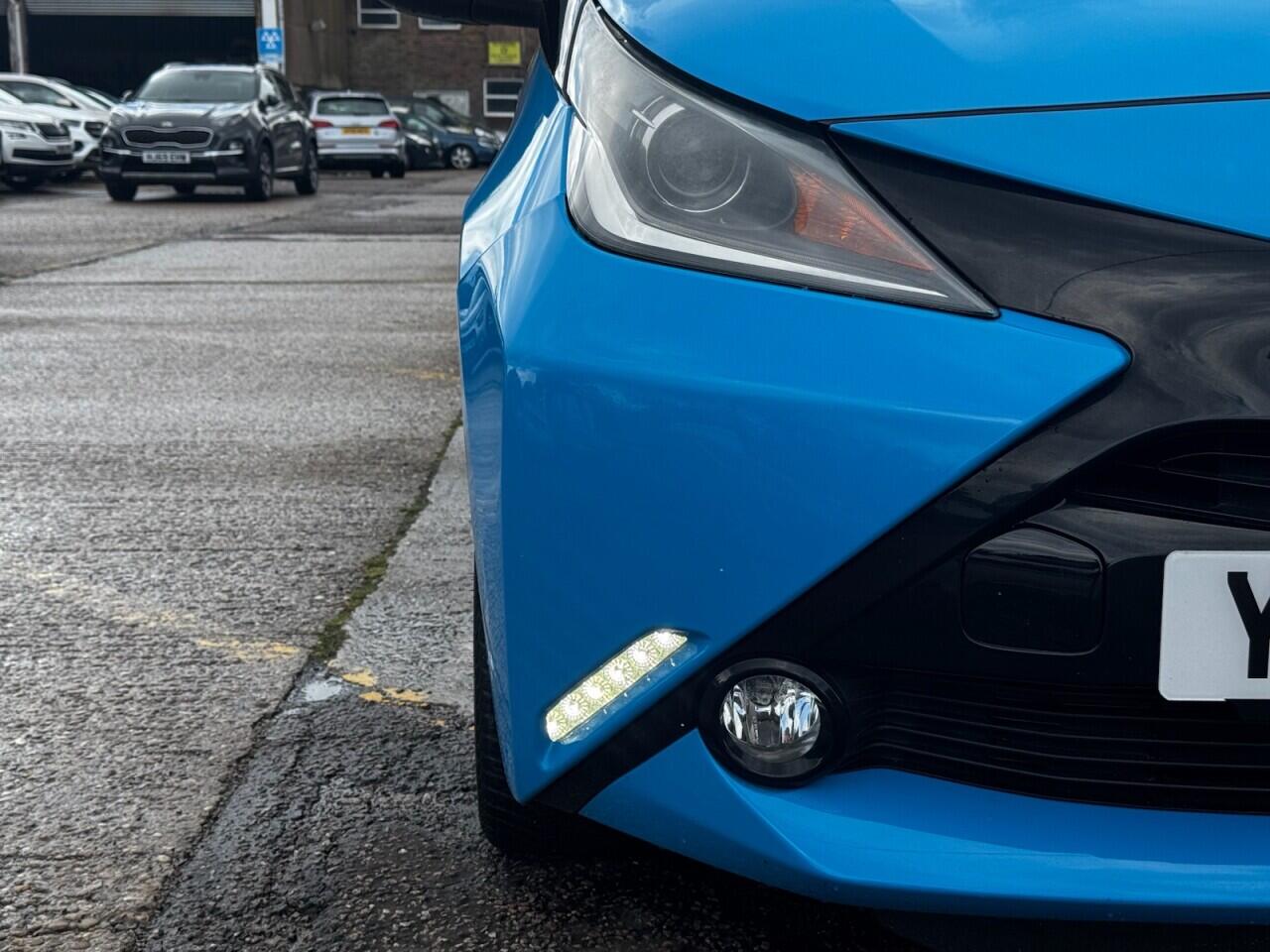 Toyota Aygo view 17