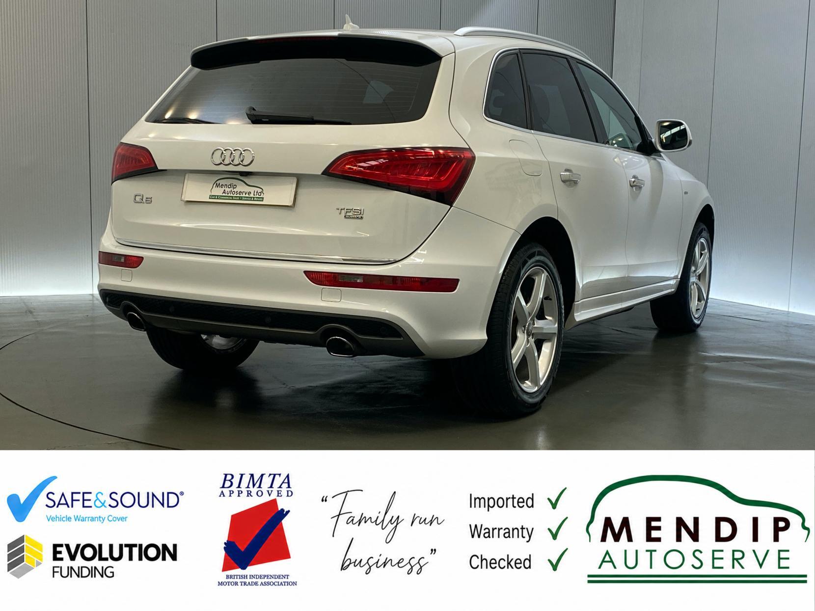 Audi Q5 view 13