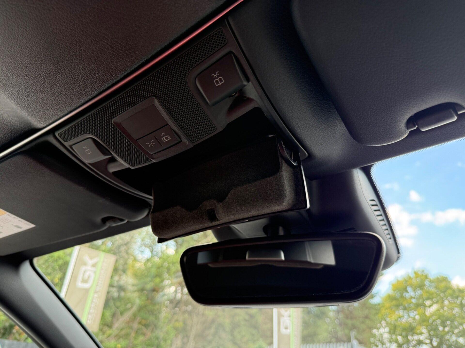Mercedes-Benz C-Class view 67