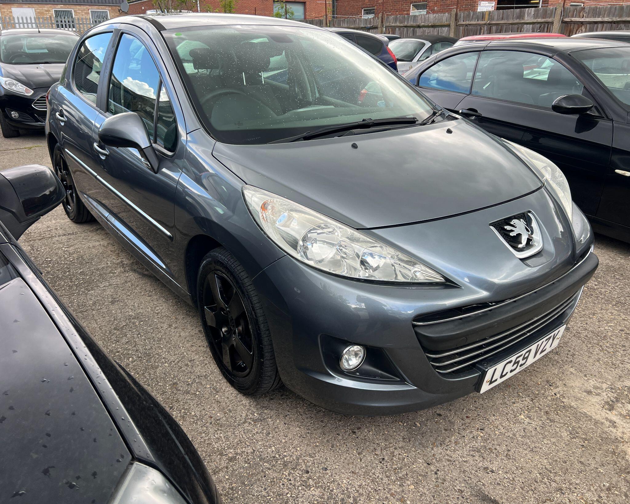 Peugeot 207 view 2