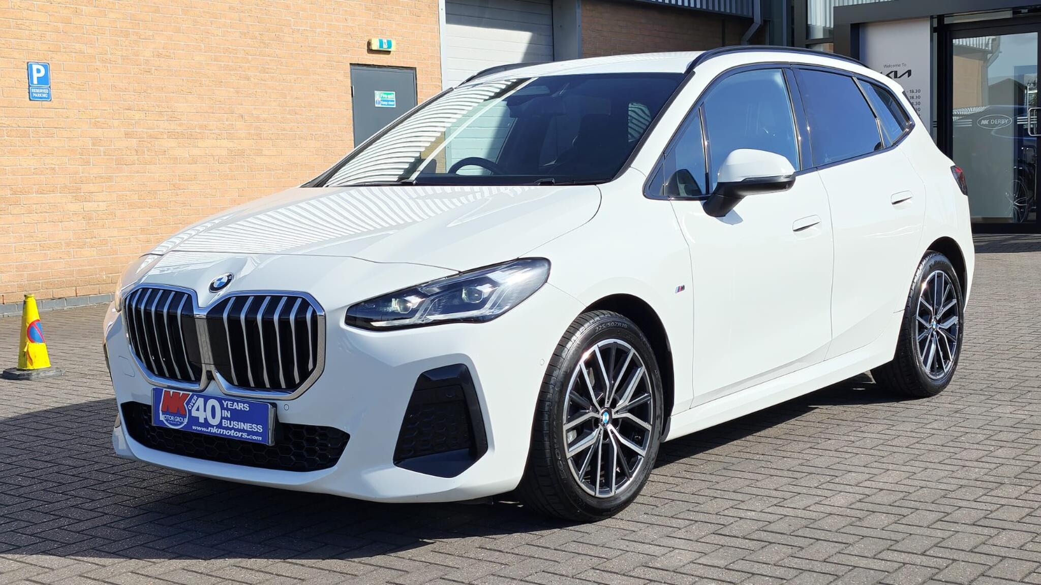 BMW 2 Series Active Tourer view 4