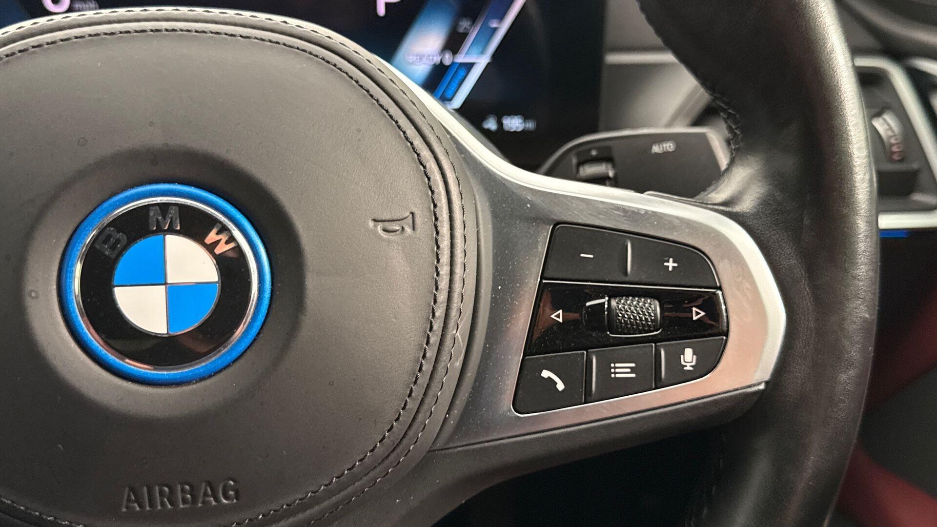 BMW I4 view 19