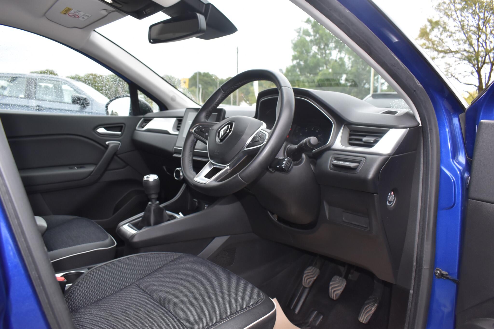 Captur - 1.3 TCe SE Edition Euro 6 (s/s) 5dr - Image 26