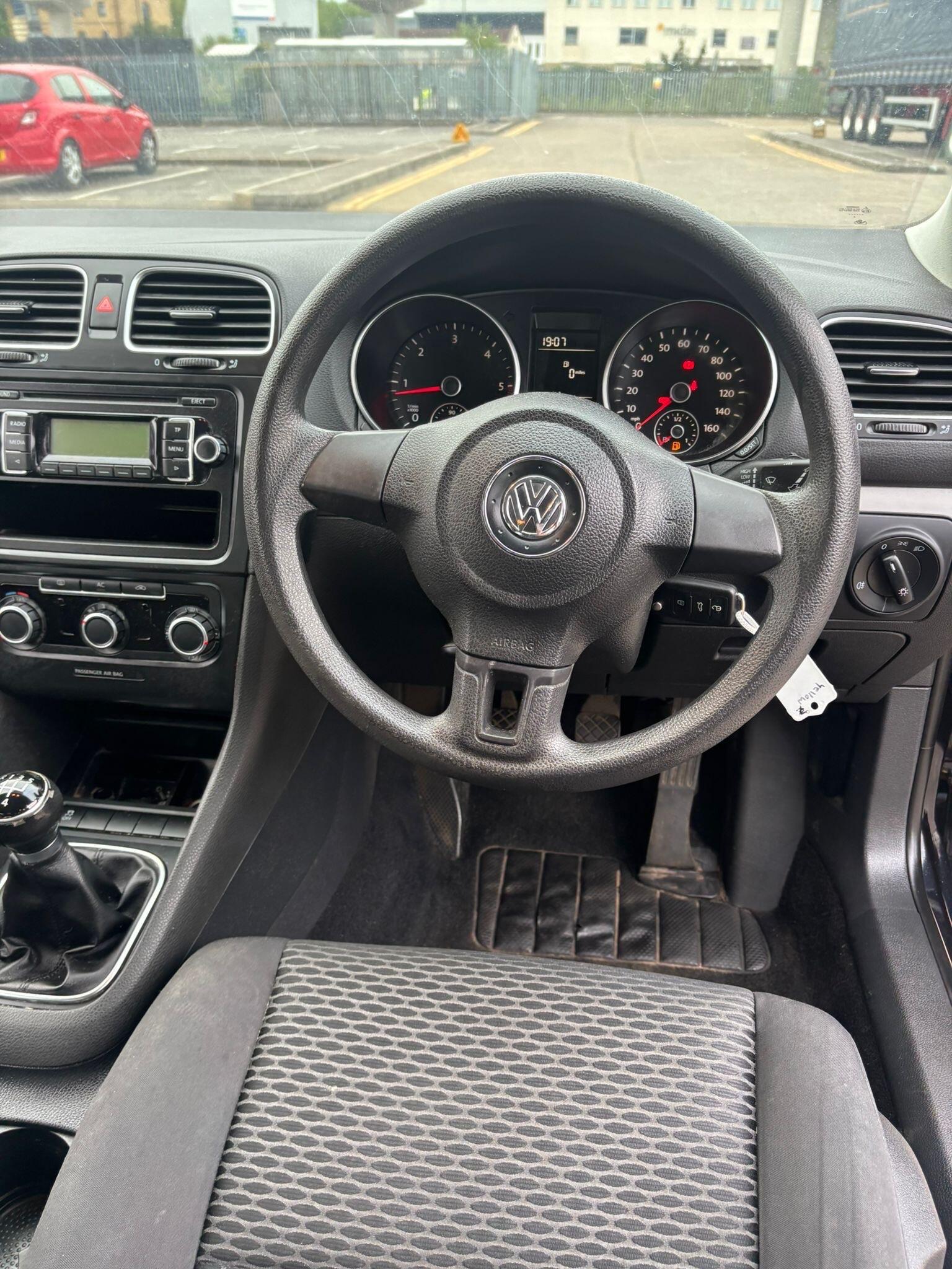 Volkswagen Golf view 57