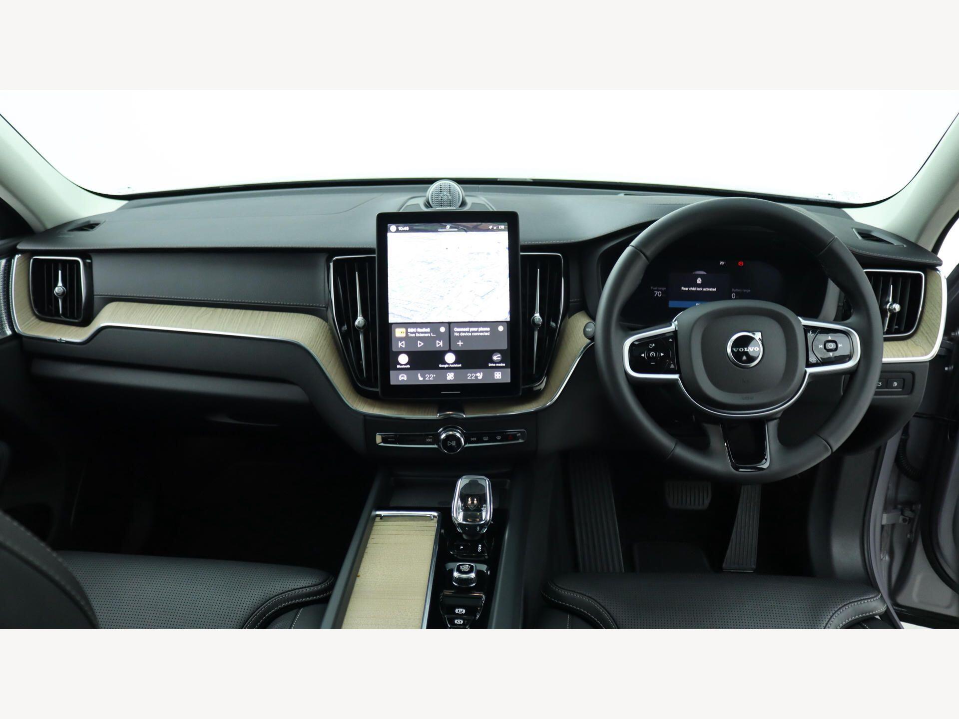 Volvo XC60 view 6
