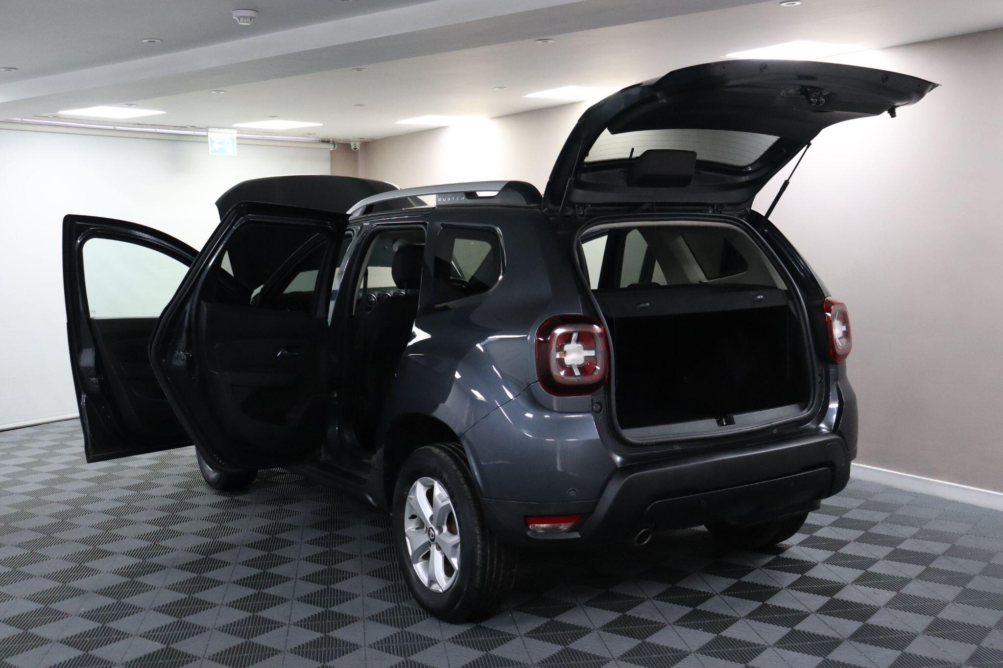 Dacia Duster view 21