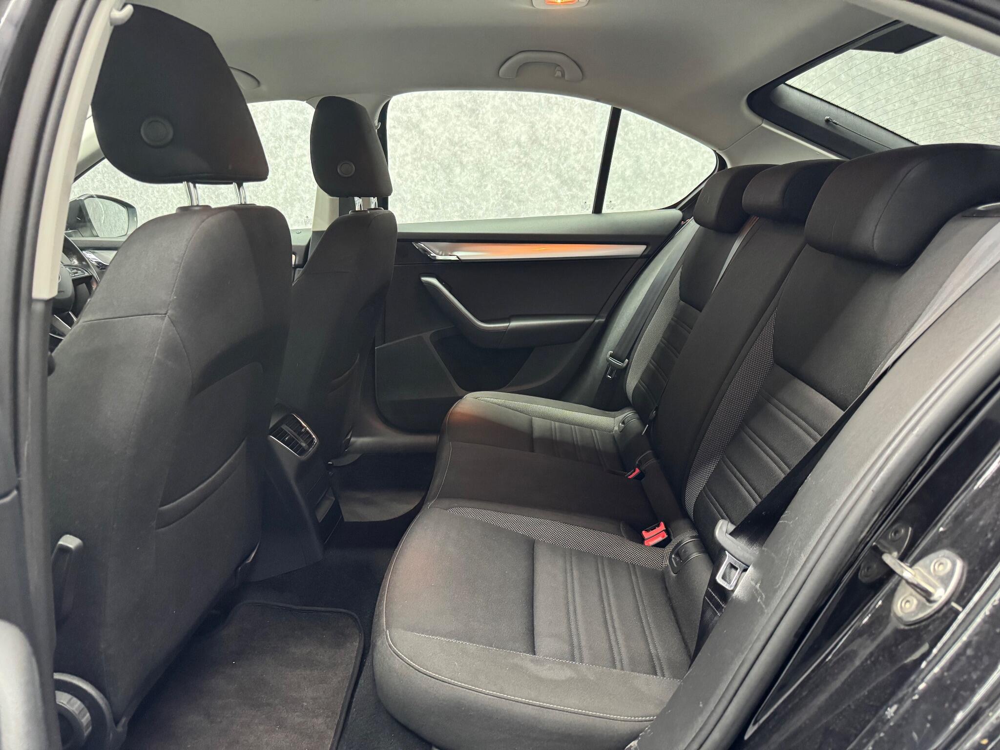 Skoda Octavia view 7