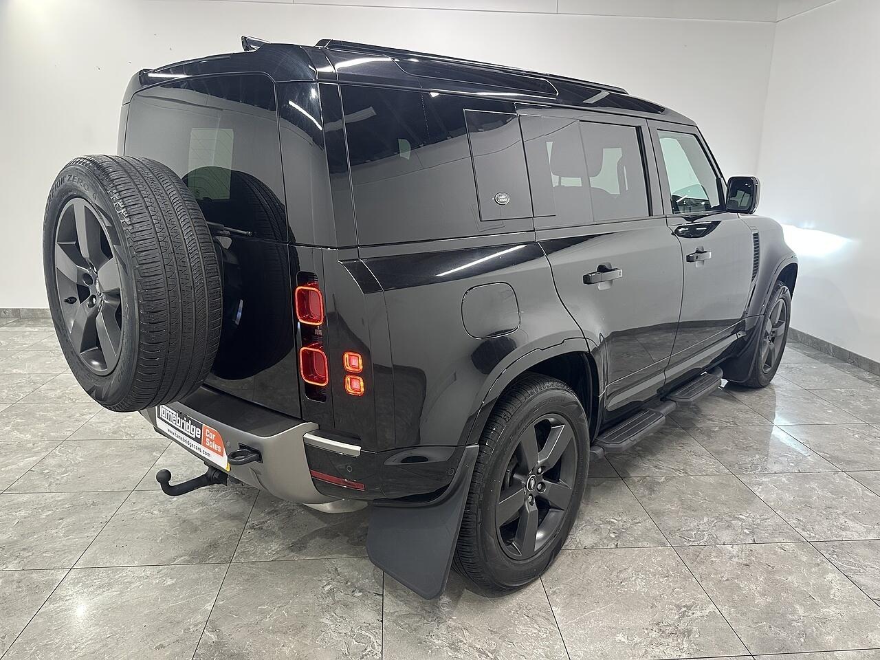 Land Rover Defender view 6