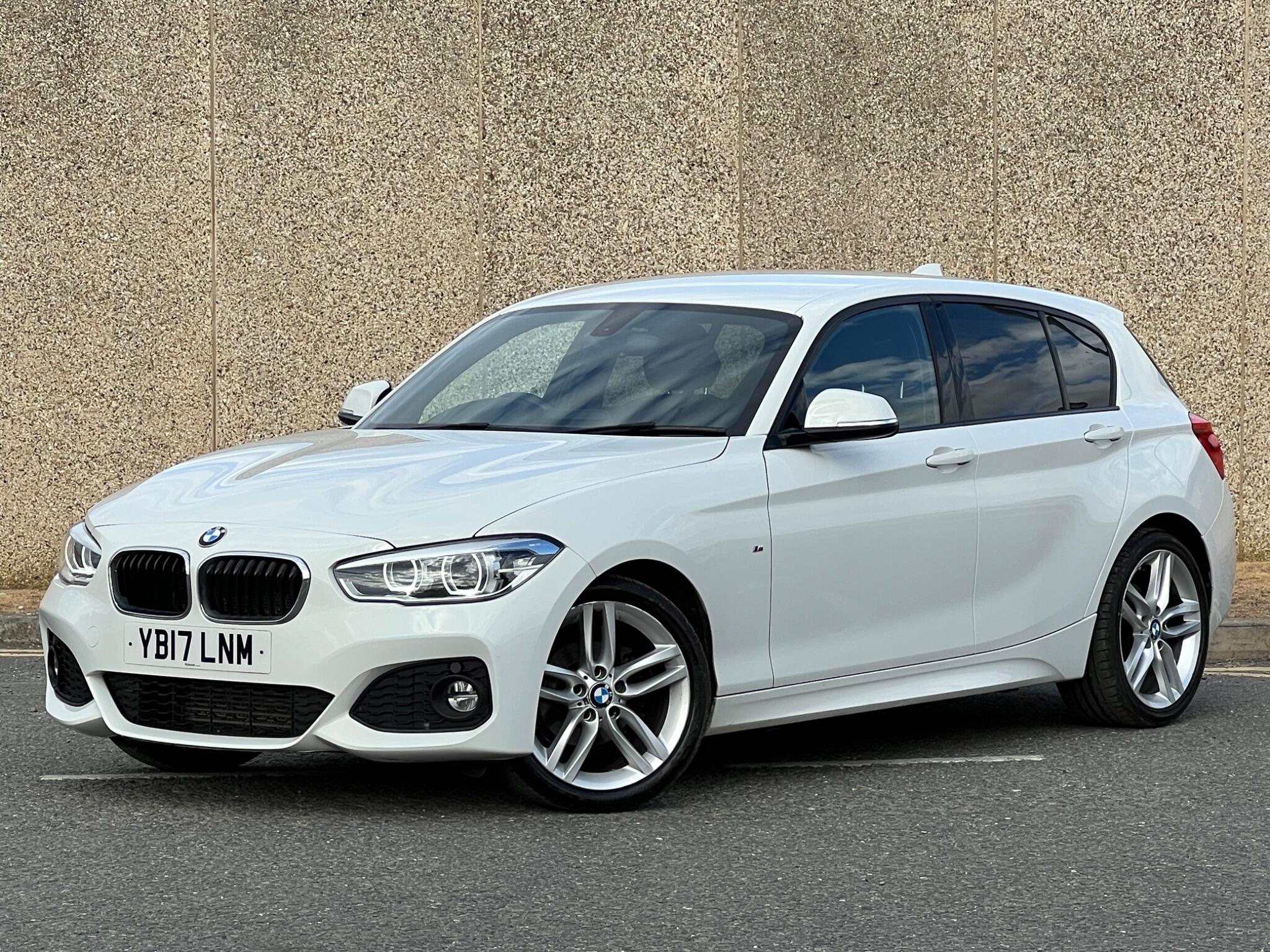 BMW 1 Series view 11
