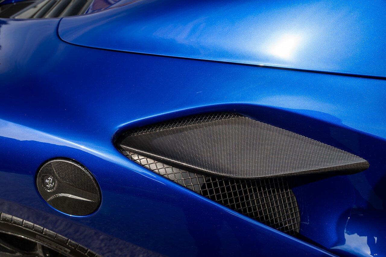 Ferrari F8 Tributo view 29