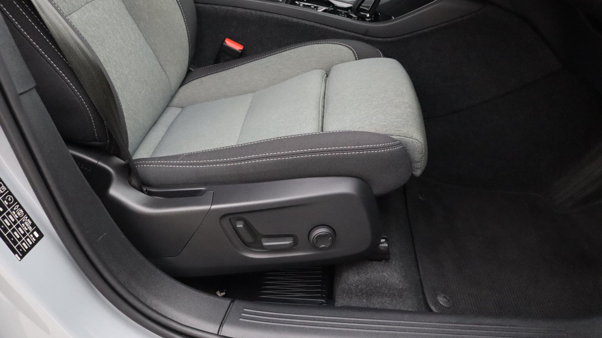Volvo XC40 view 26