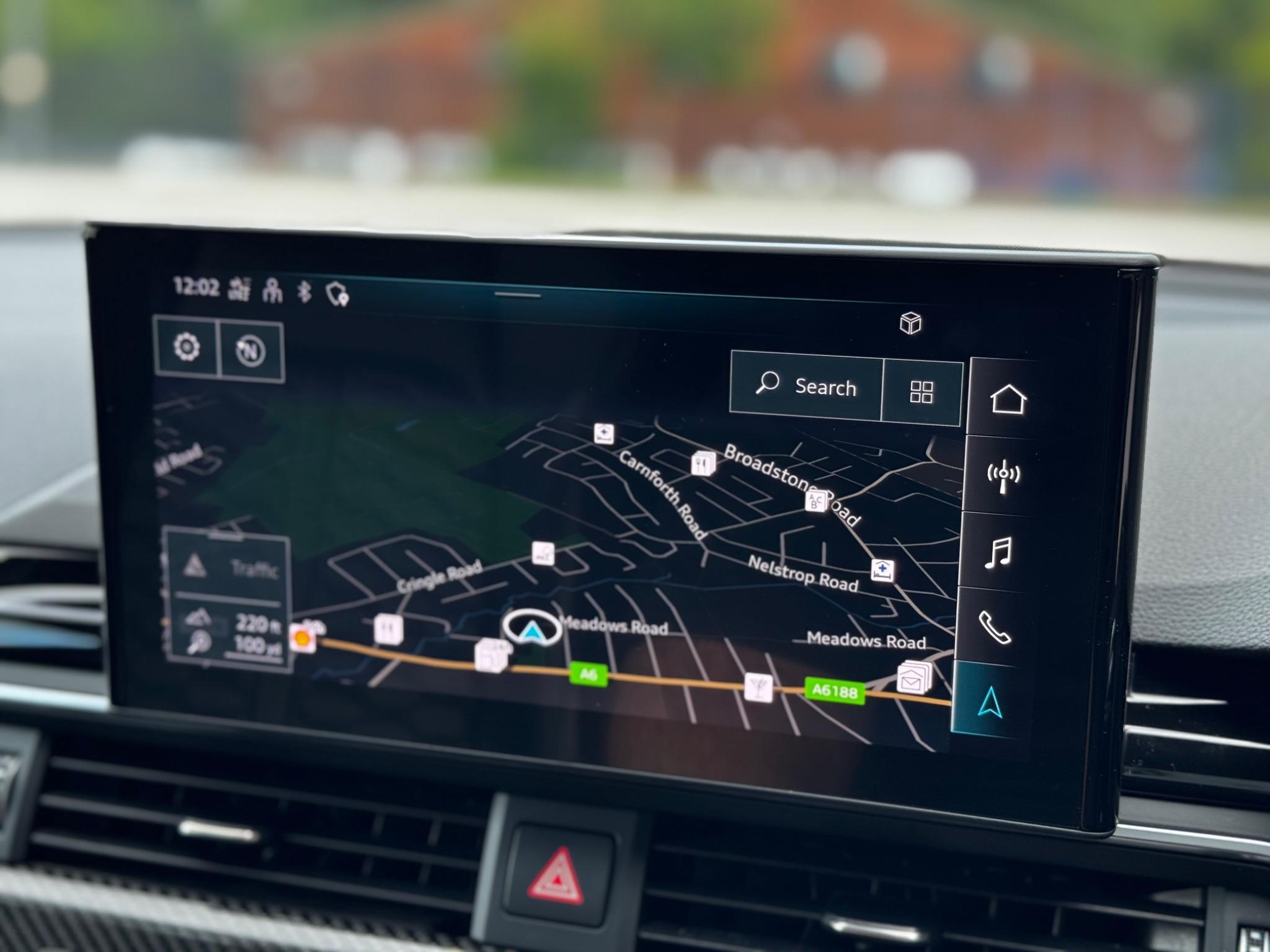 Audi RS4 view 36