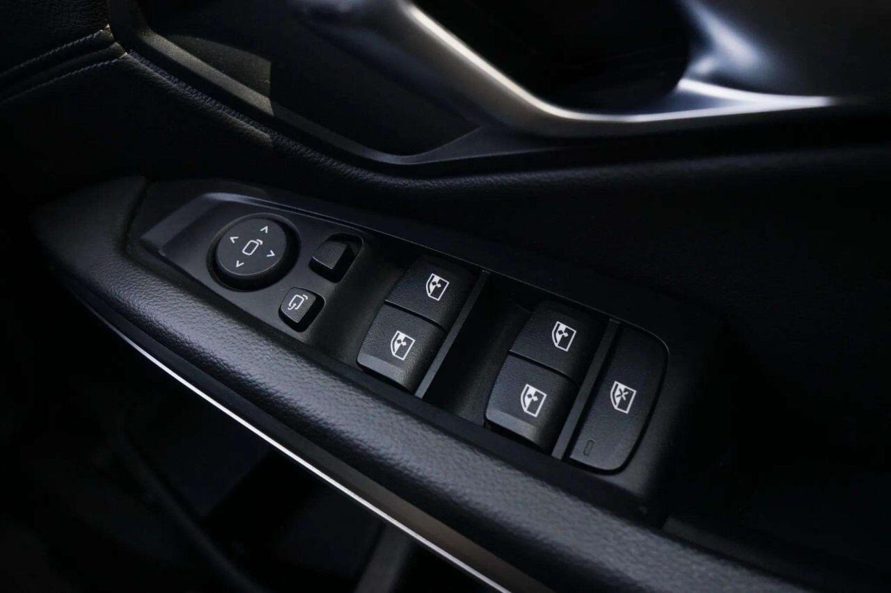 BMW 3 Series view 39