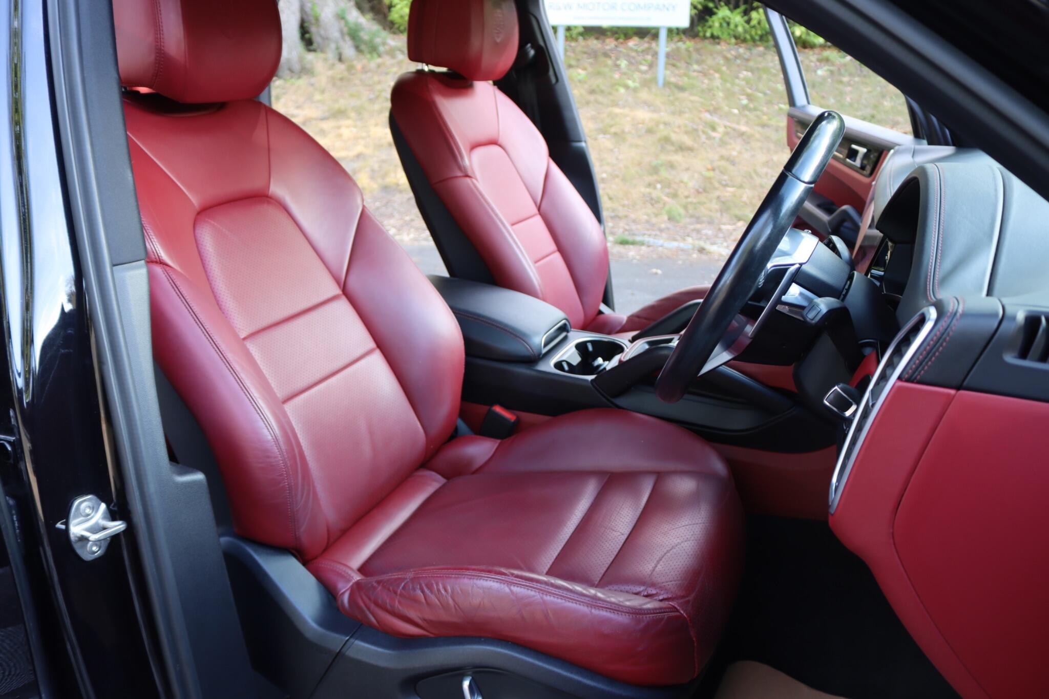 Porsche Cayenne view 44
