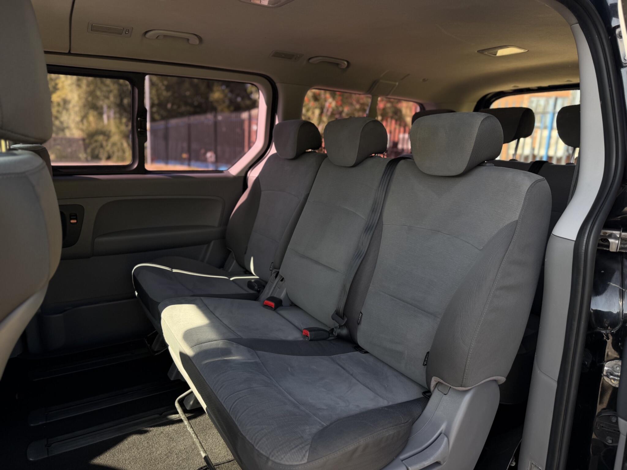 Hyundai I800 view 6