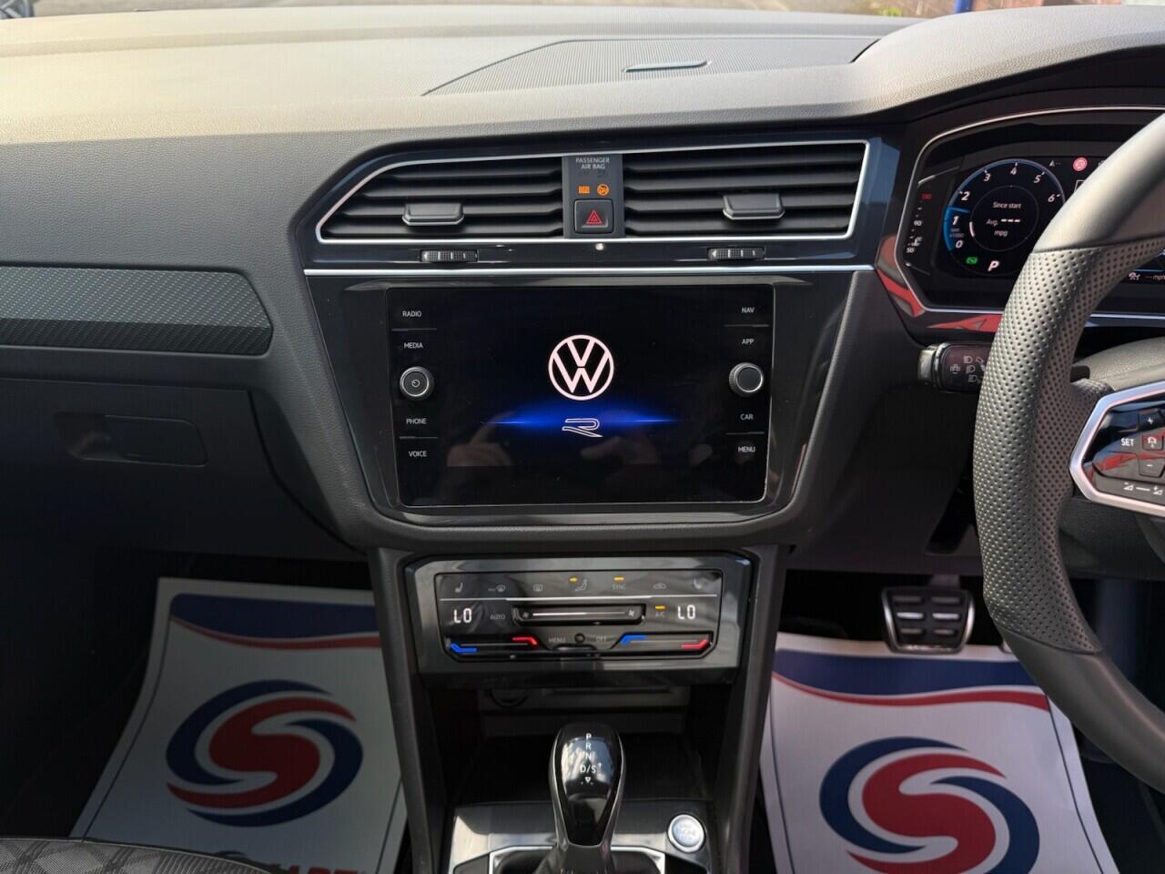 Volkswagen Tiguan view 43