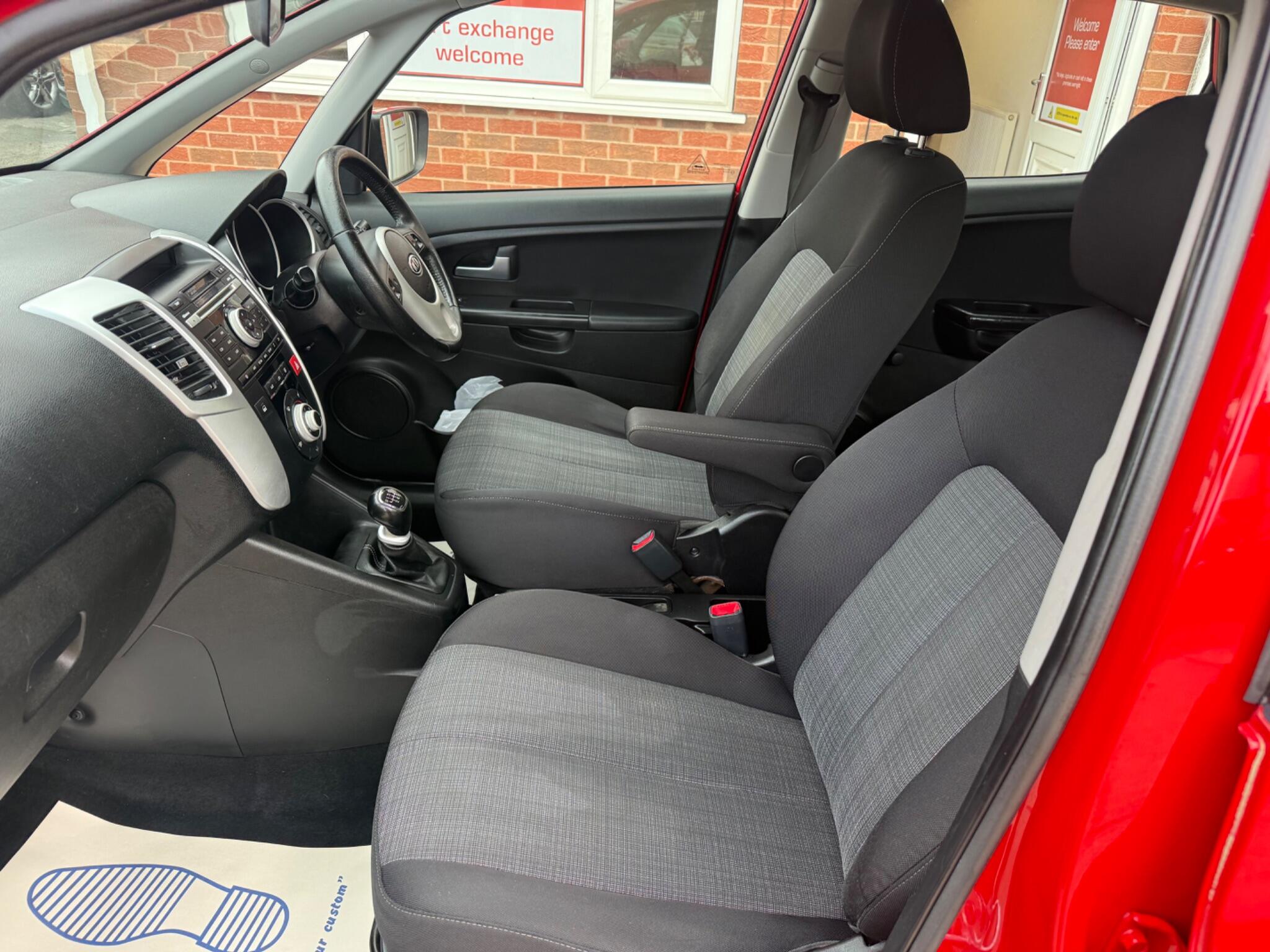 Kia Venga view 21