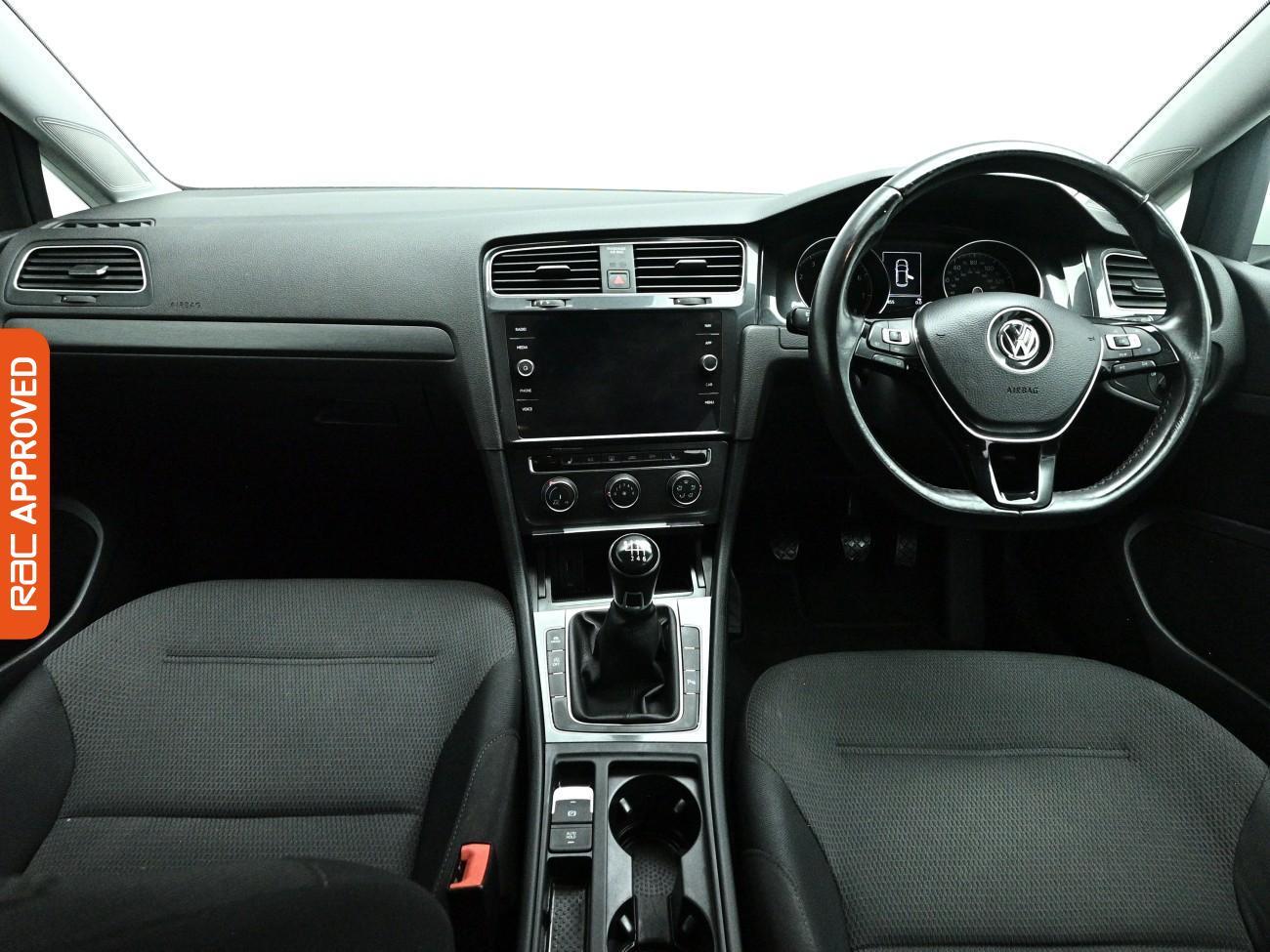Volkswagen Golf view 2