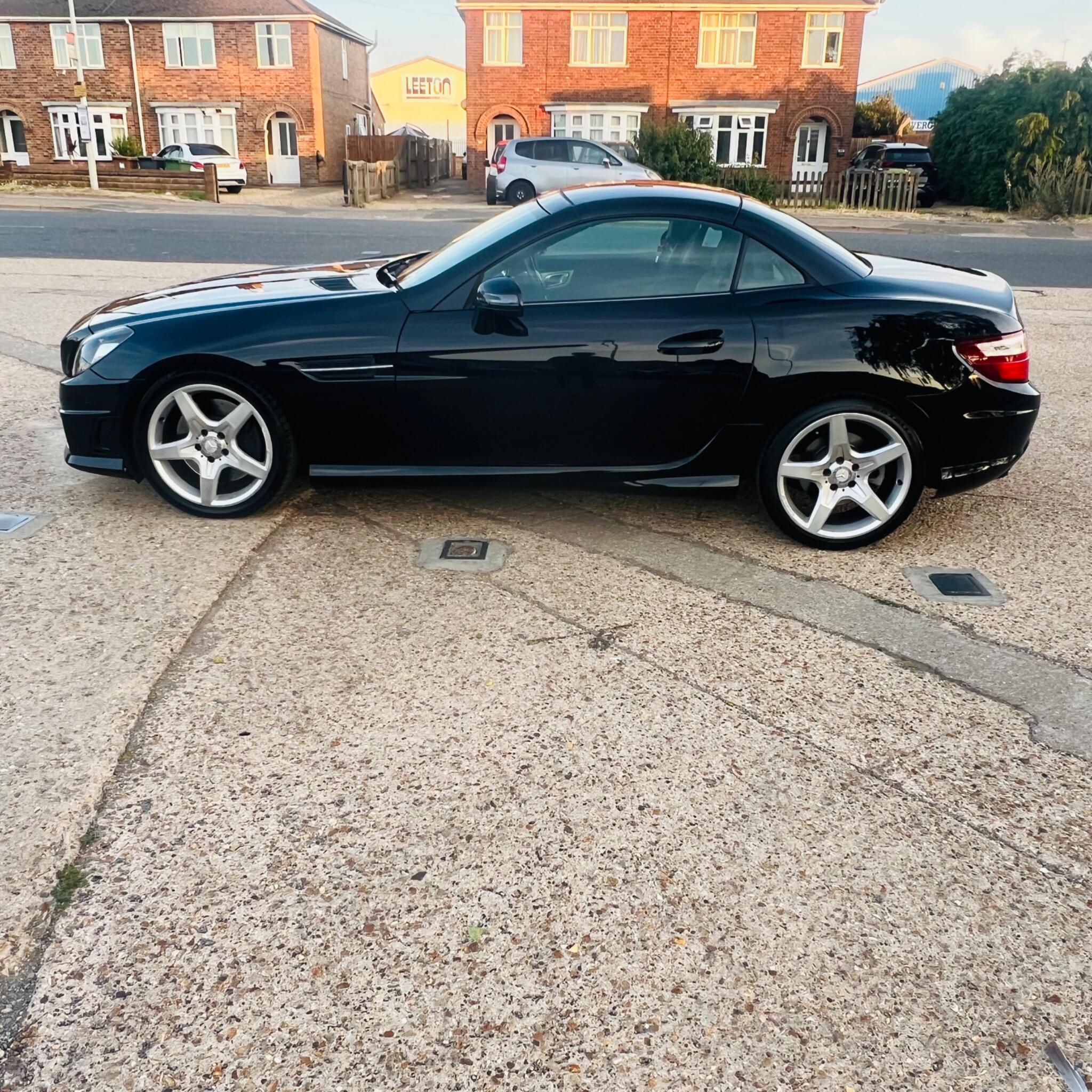 Mercedes-Benz SLK view 9