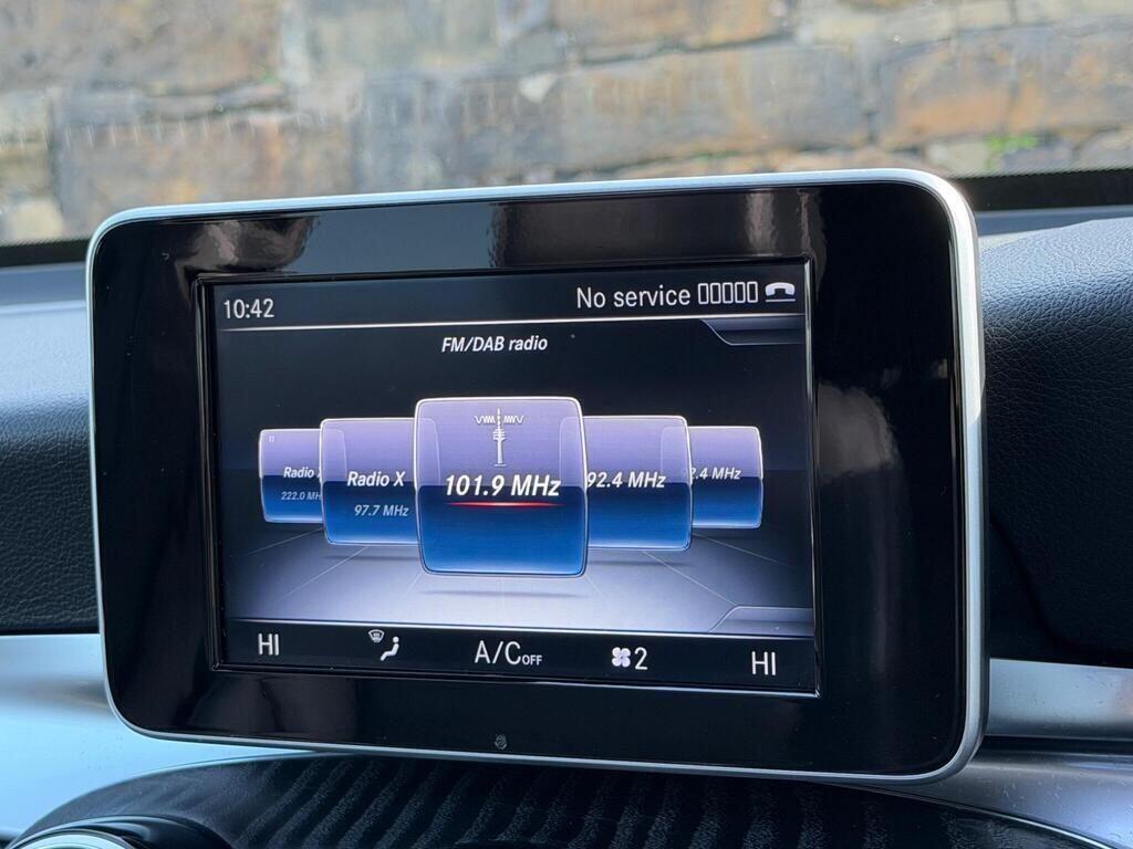 Mercedes-Benz GLC view 33