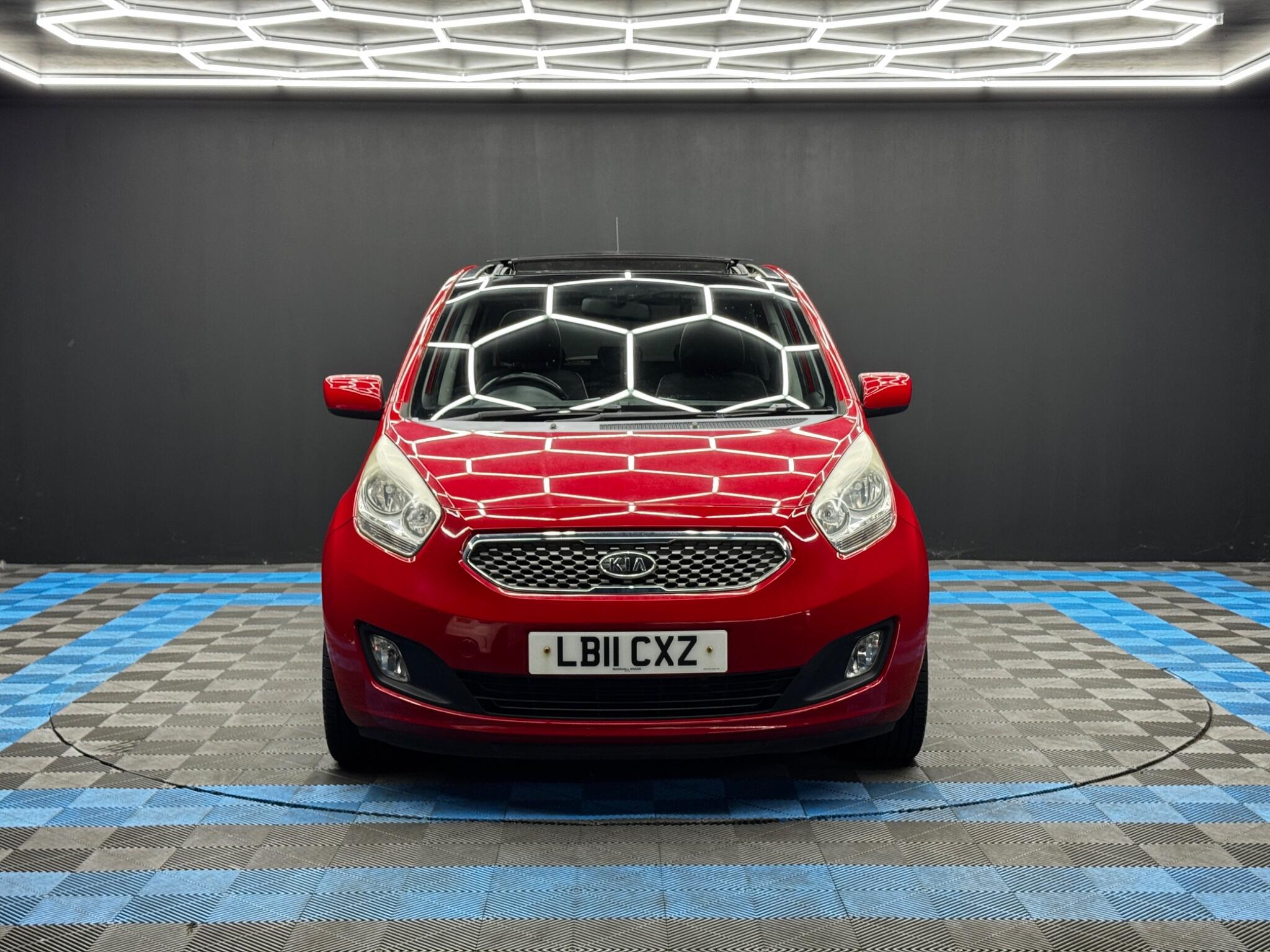 Kia Venga view 2