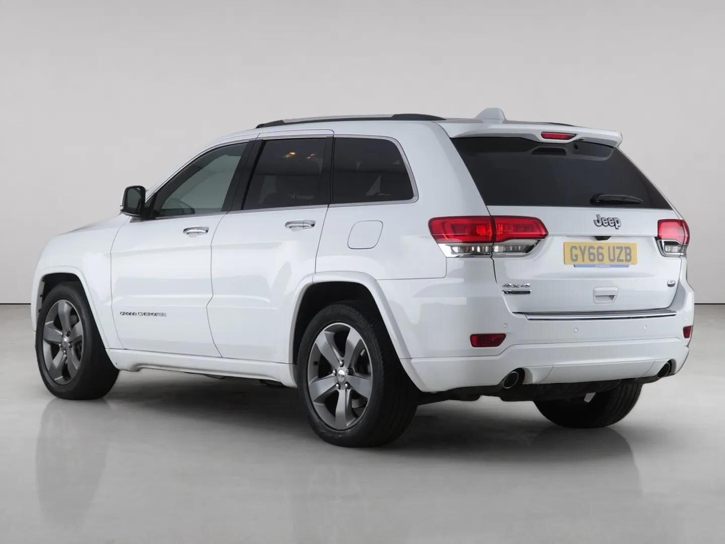 Jeep Grand Cherokee view 6