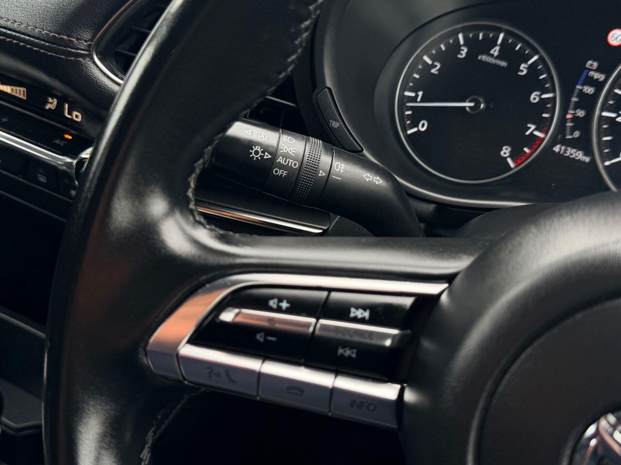 Mazda Mazda3 view 33