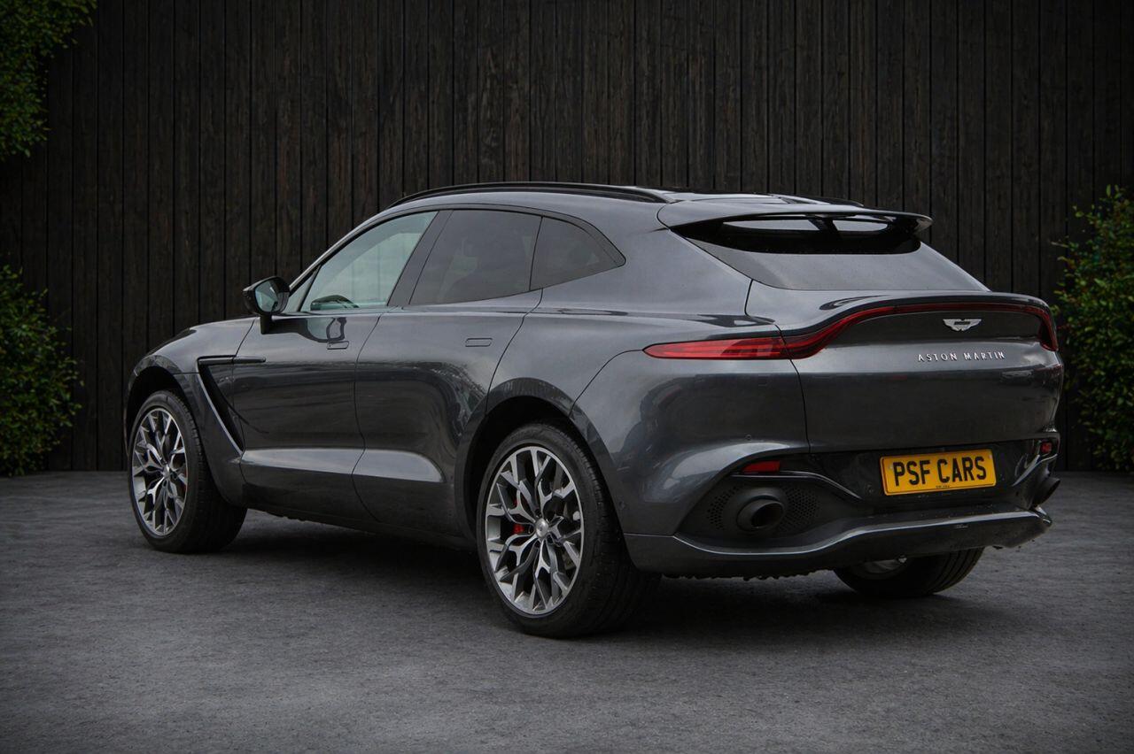 Aston Martin DBX view 13