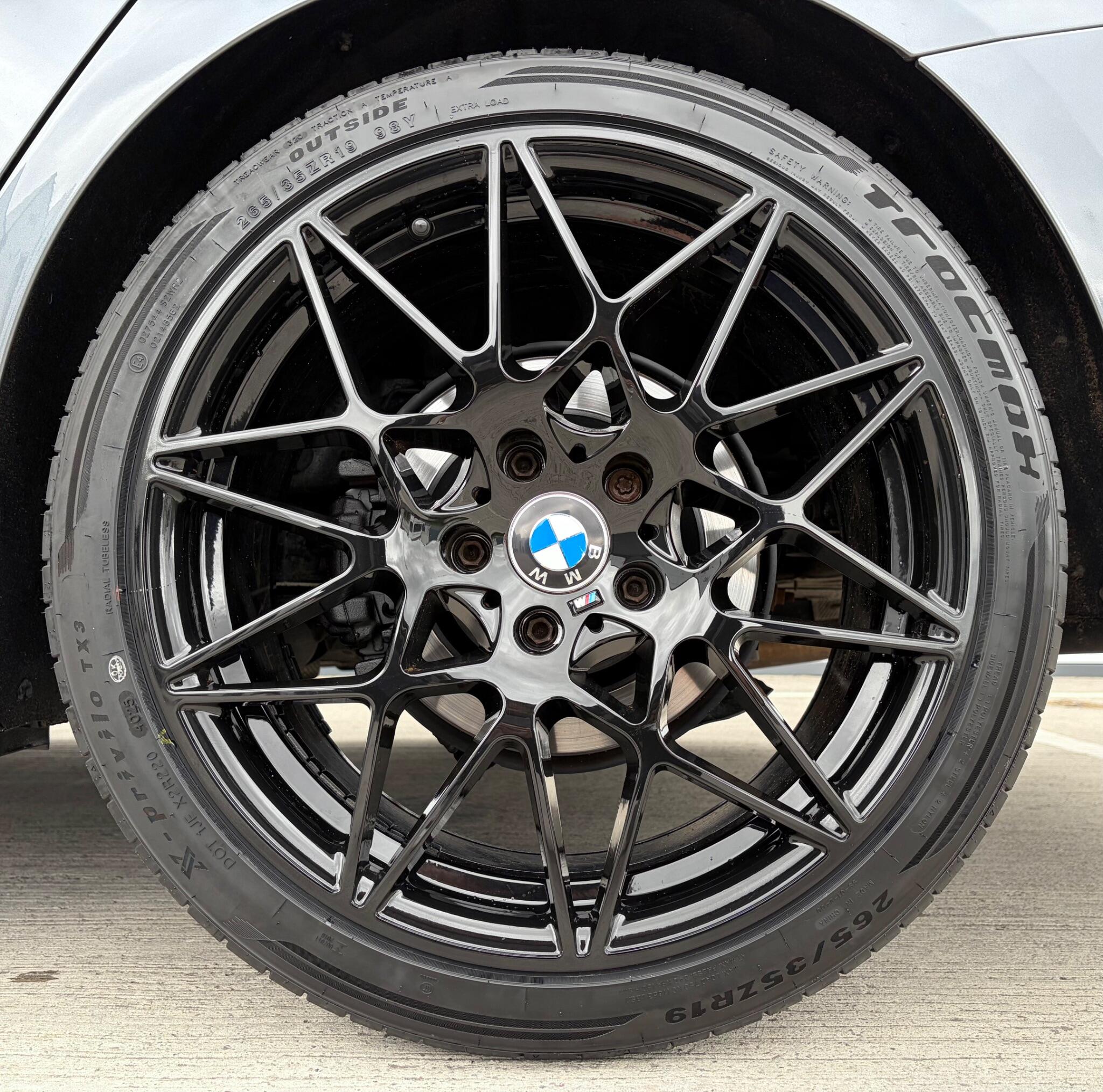 BMW 3 Series view 21