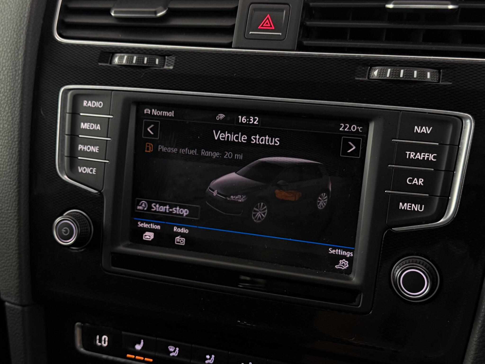Volkswagen Golf view 25