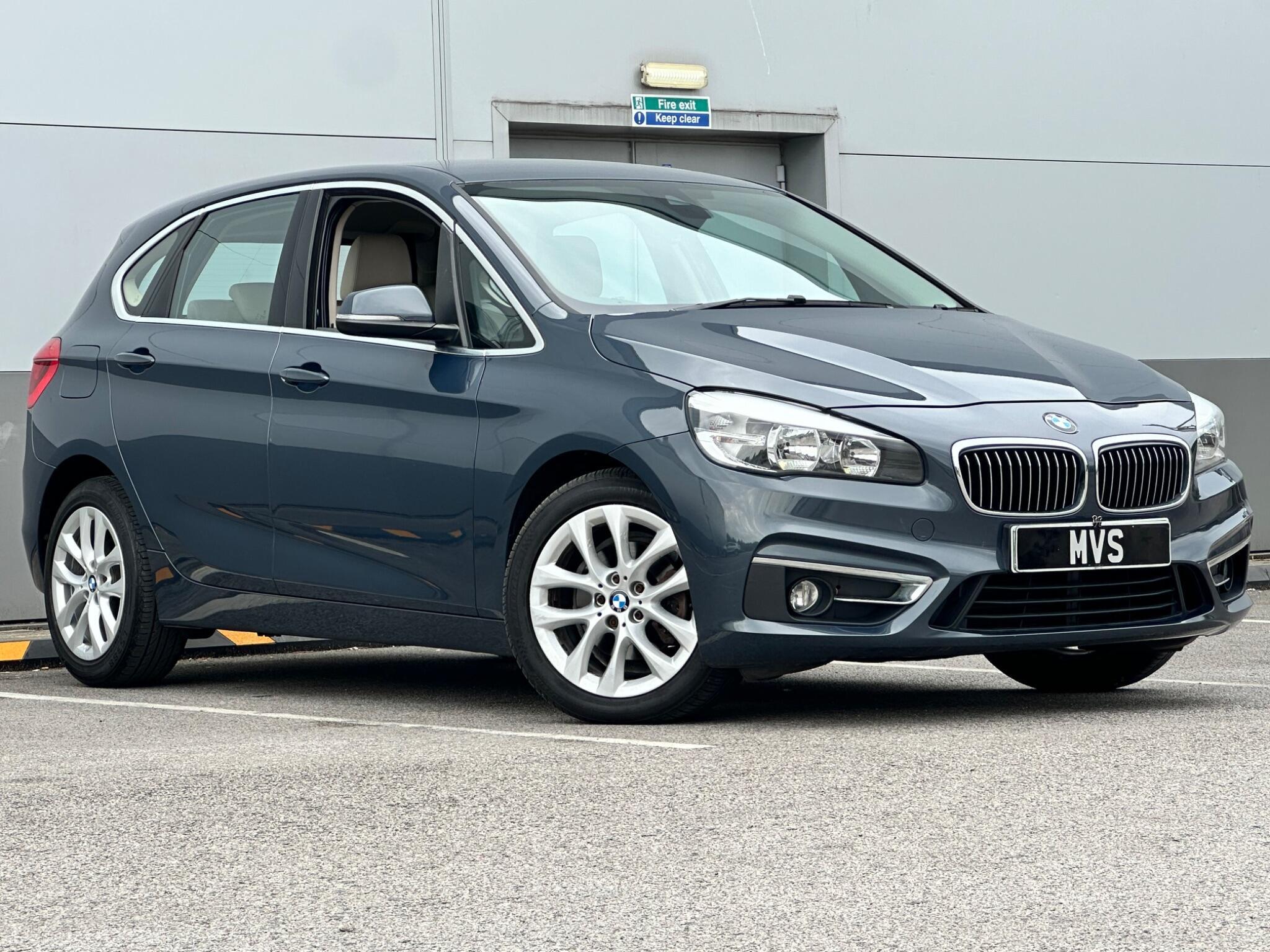 BMW 2 Series view 3