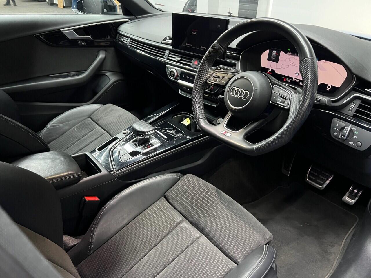 Audi A4 view 39
