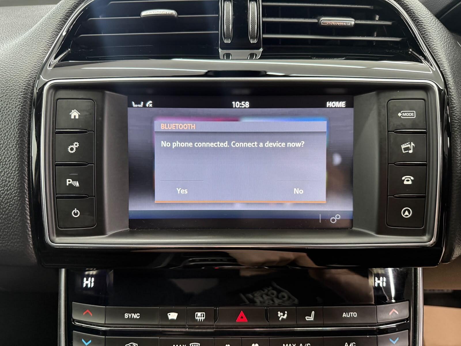 Jaguar Xe view 37
