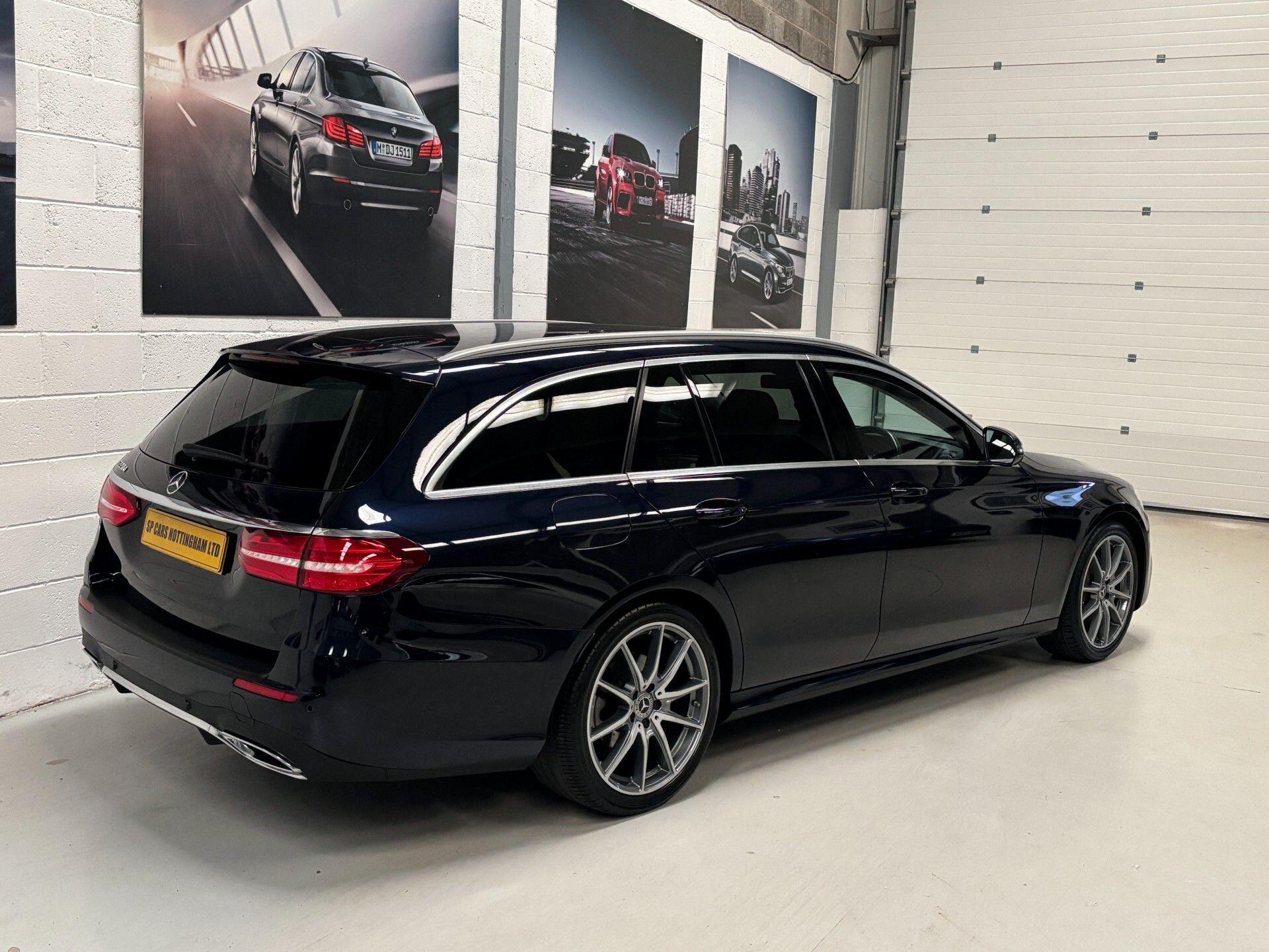 Mercedes-Benz E-Class view 3