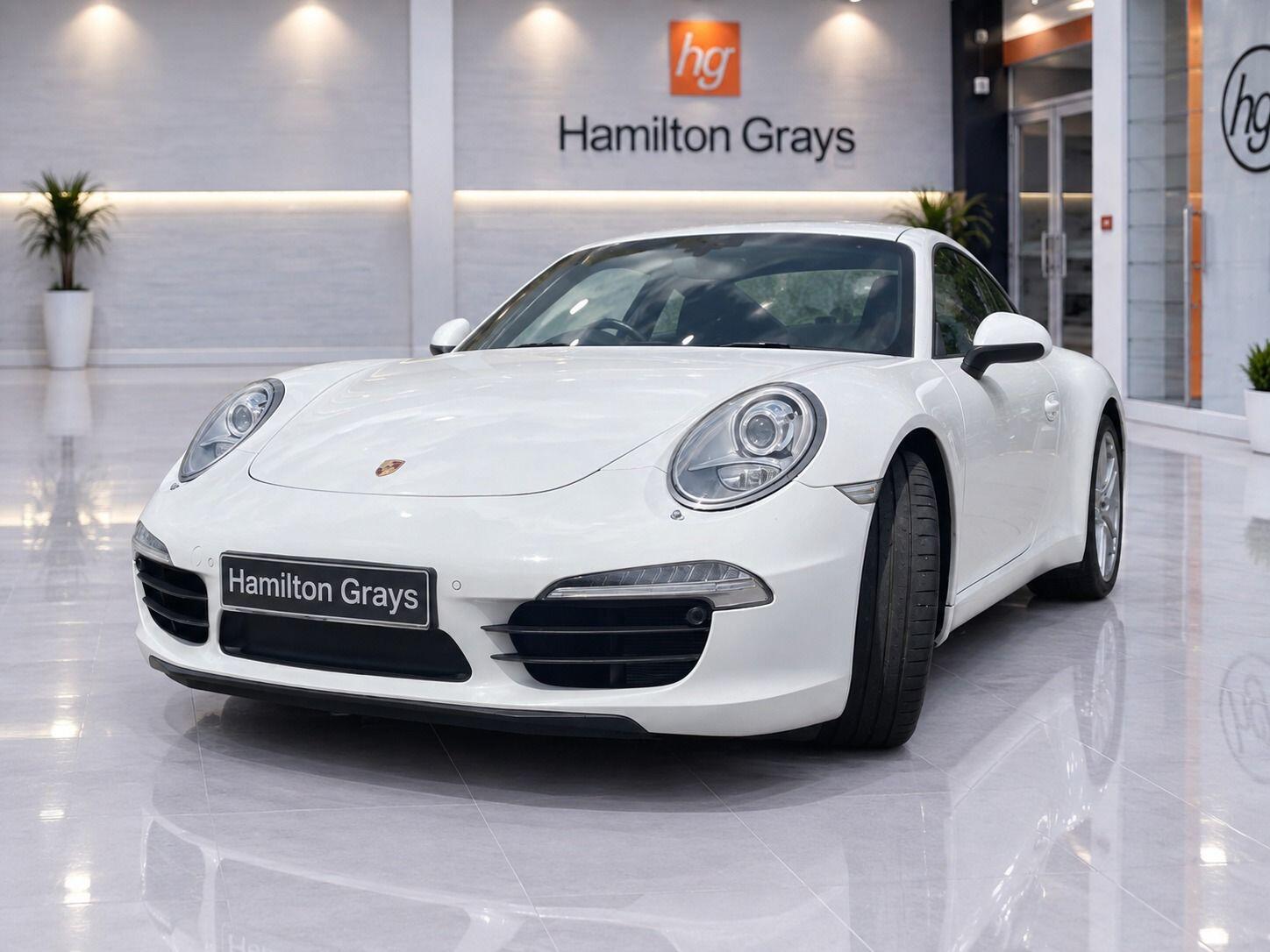 Porsche 911 view 19