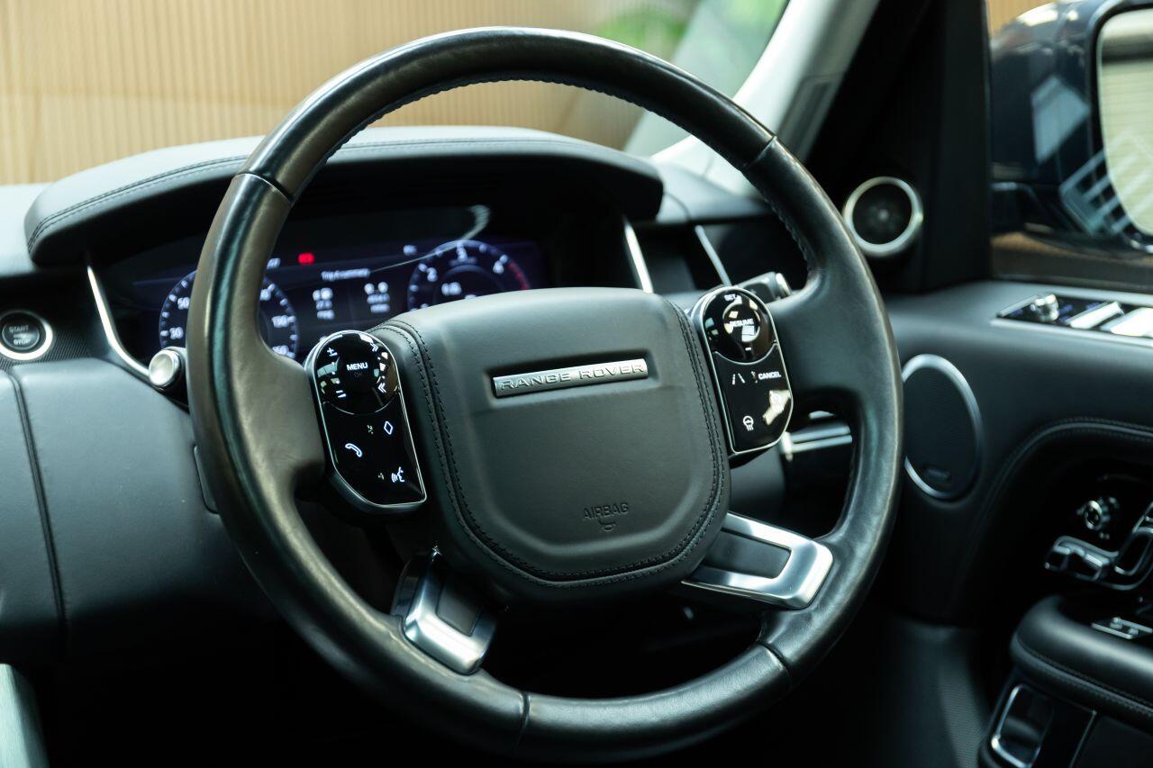 Land Rover Range Rover view 19