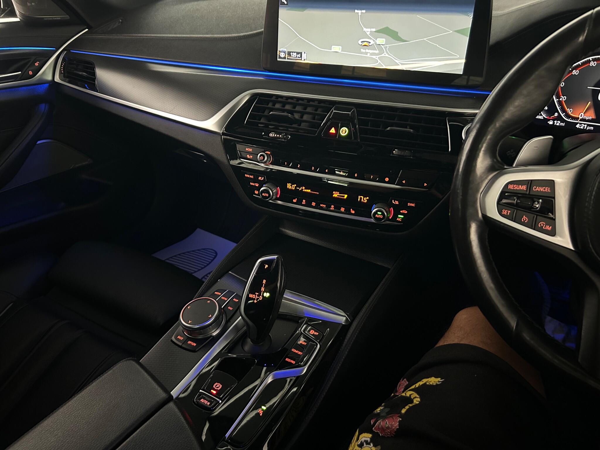 BMW 5 Series view 40
