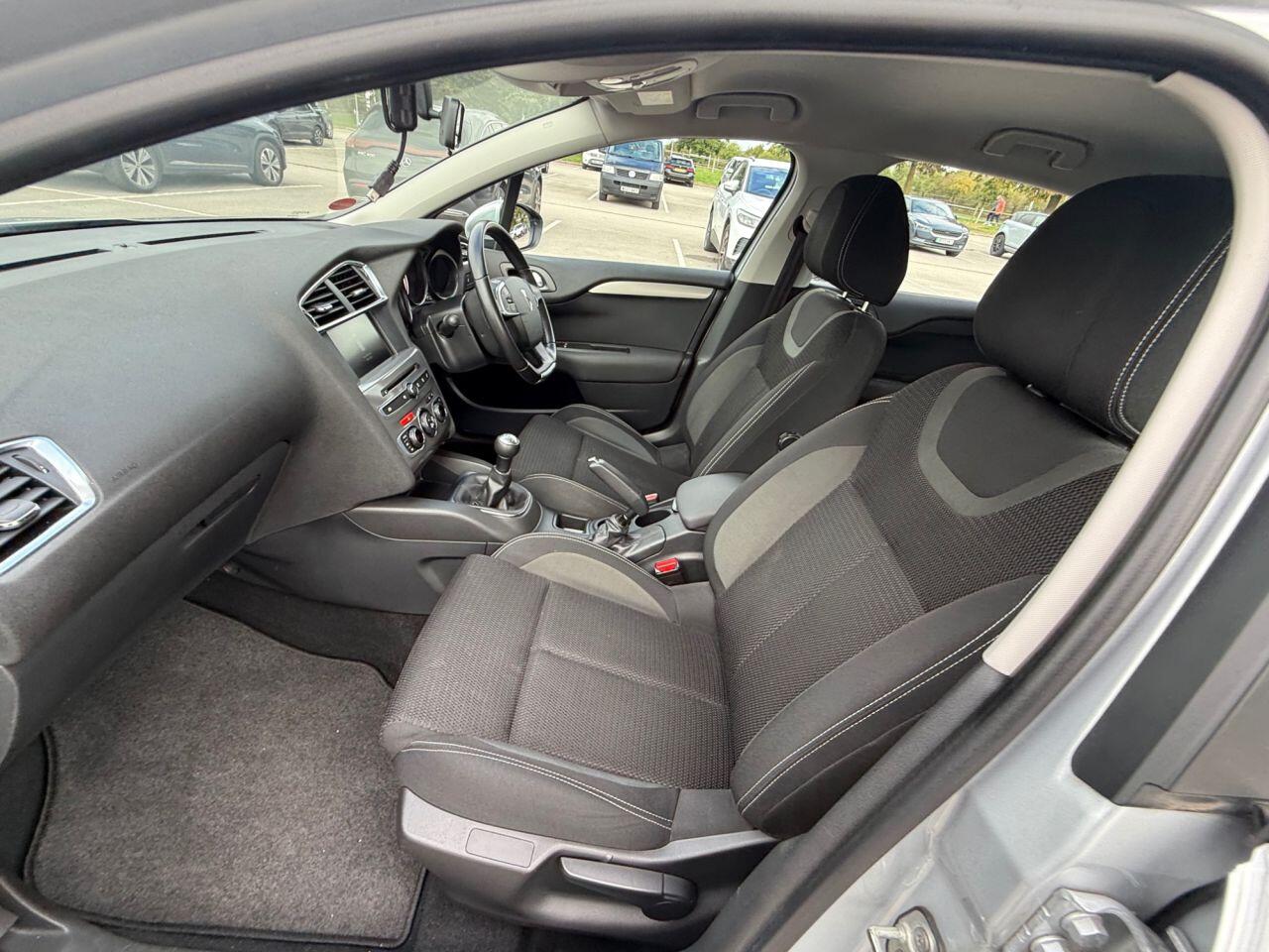 Citroen C4 view 8