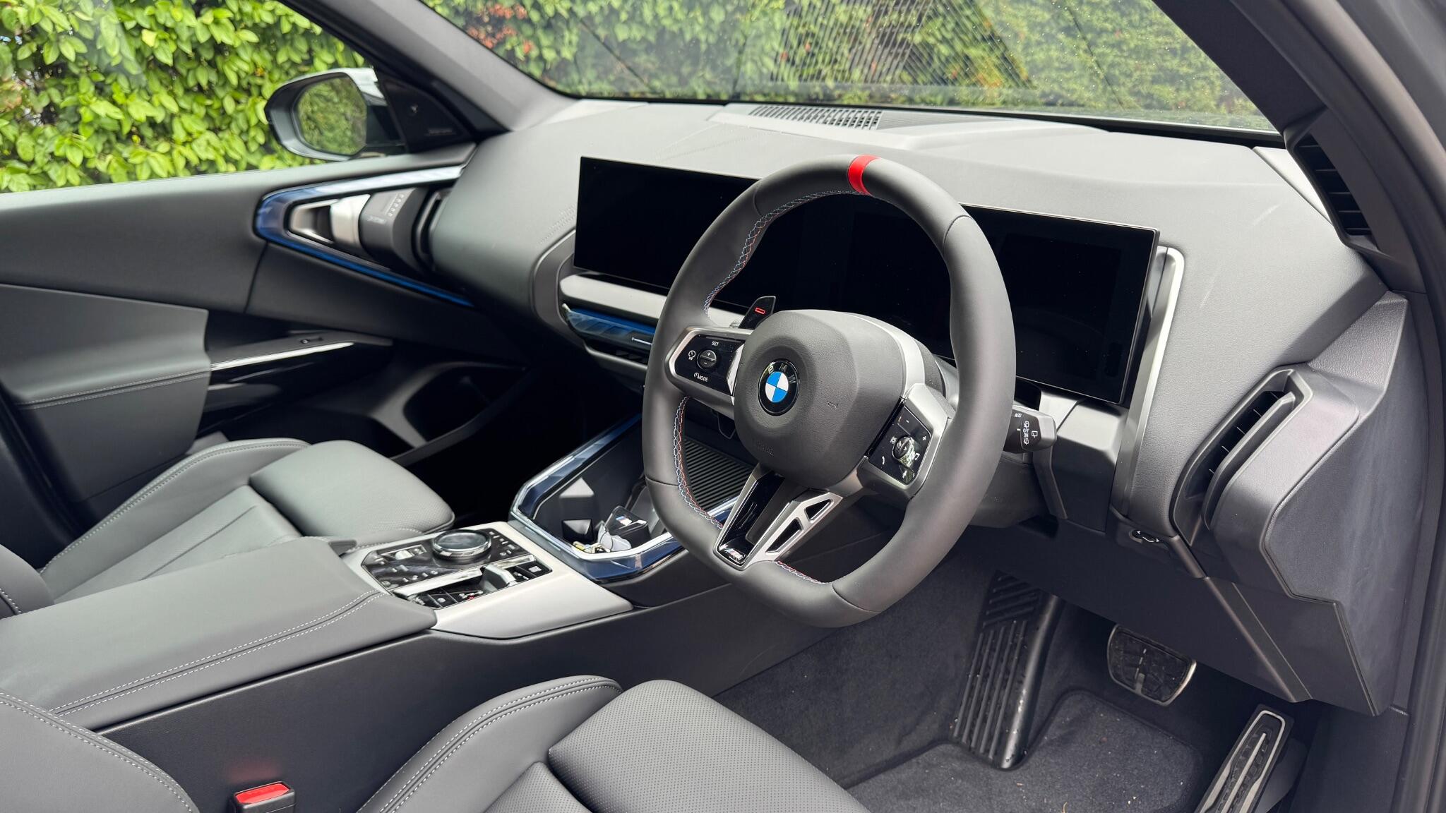 BMW X3 view 10