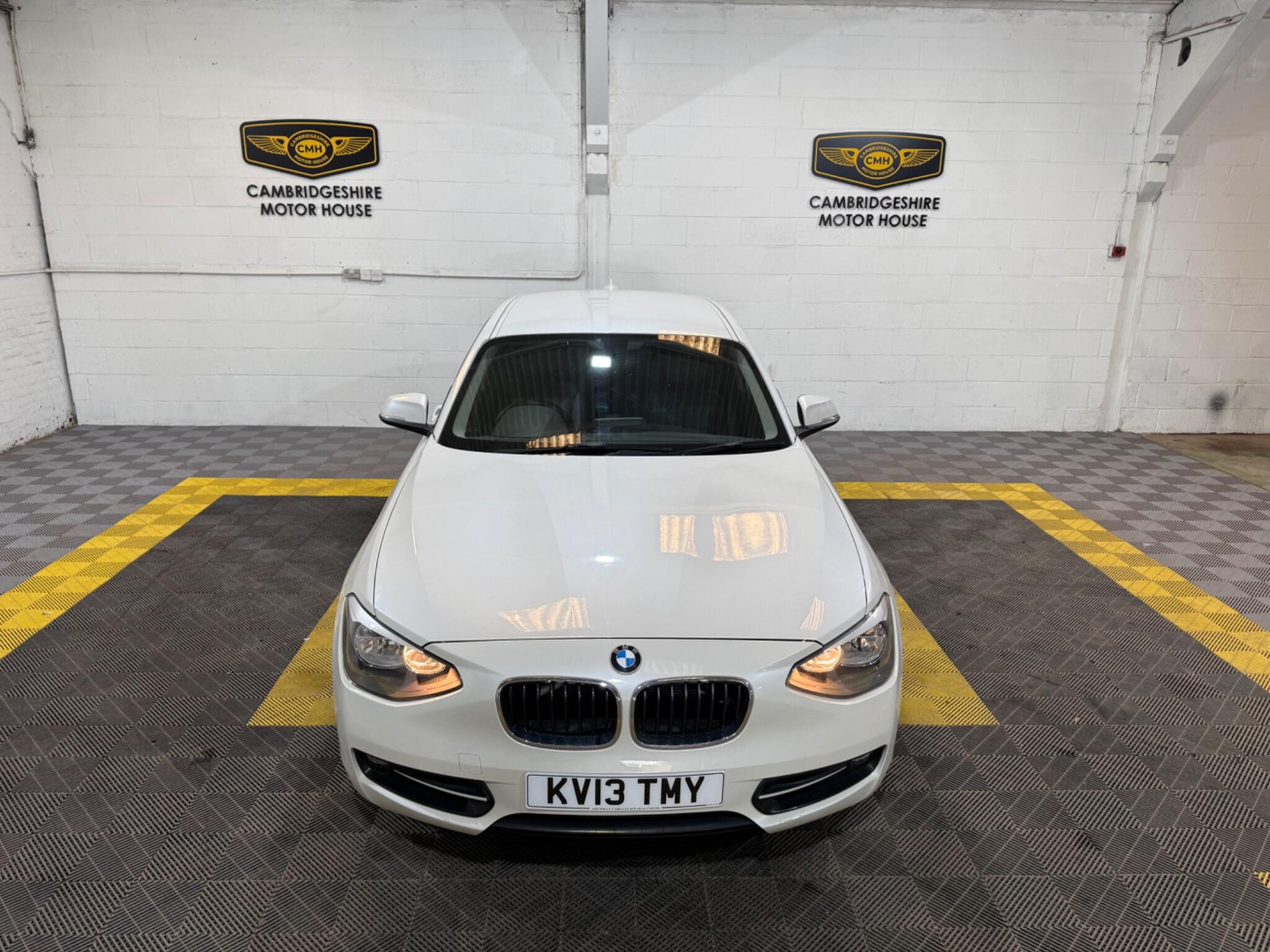 BMW 1 Series view 2