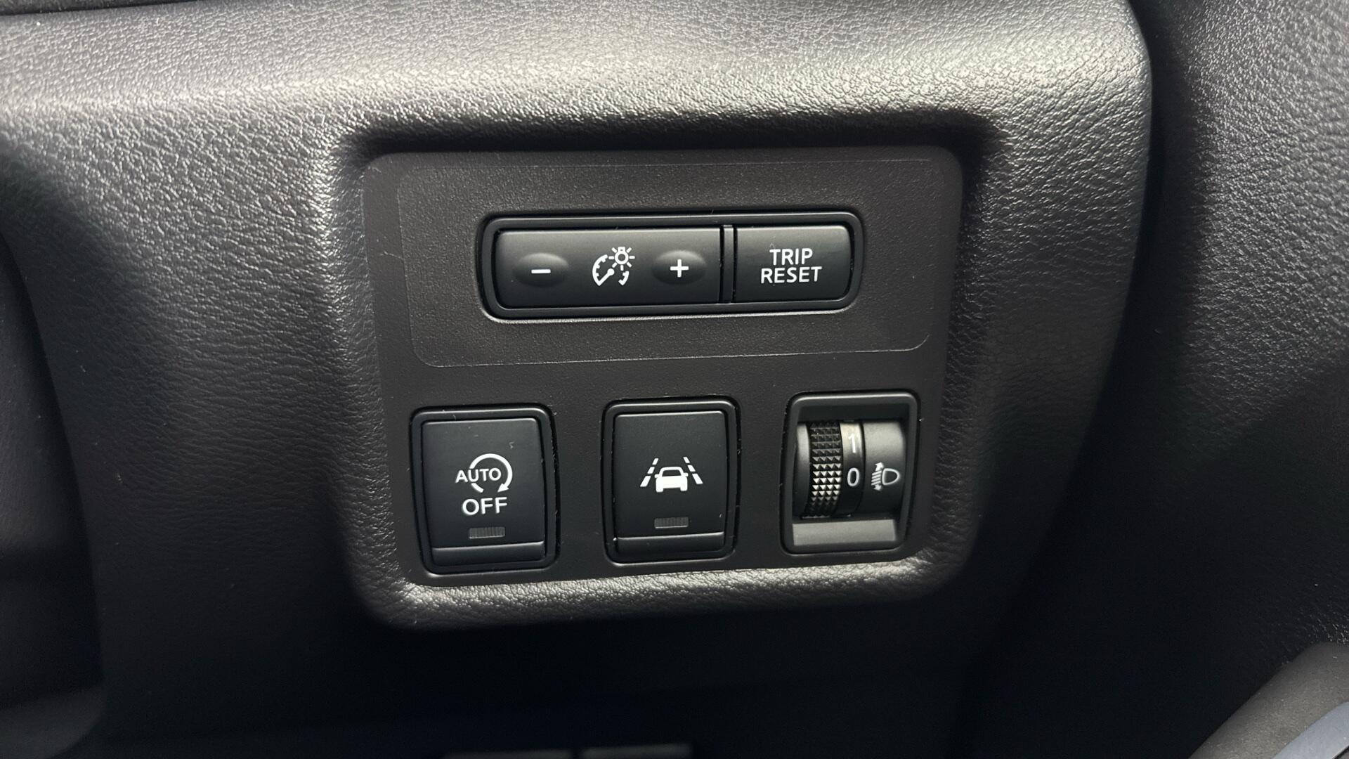 Nissan Micra view 24