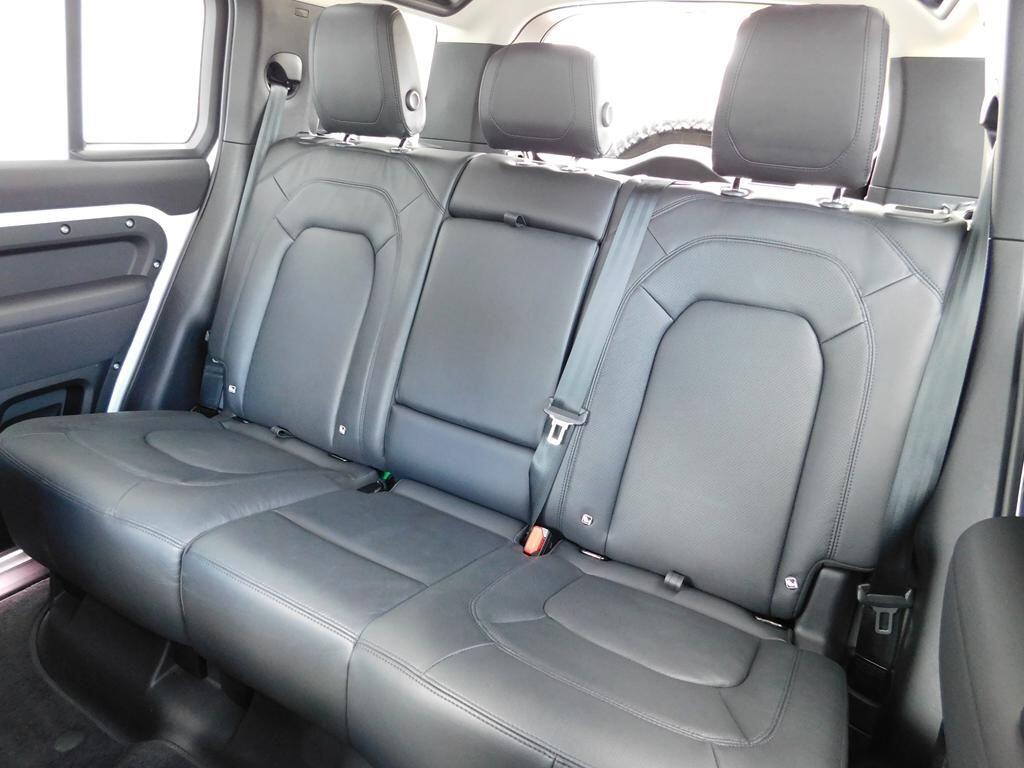 Defender 110