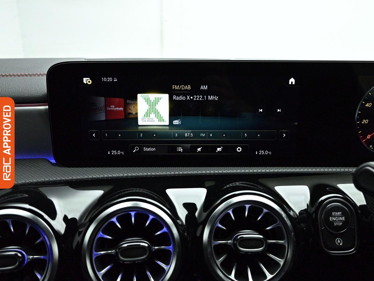 Mercedes-Benz Cla view 29