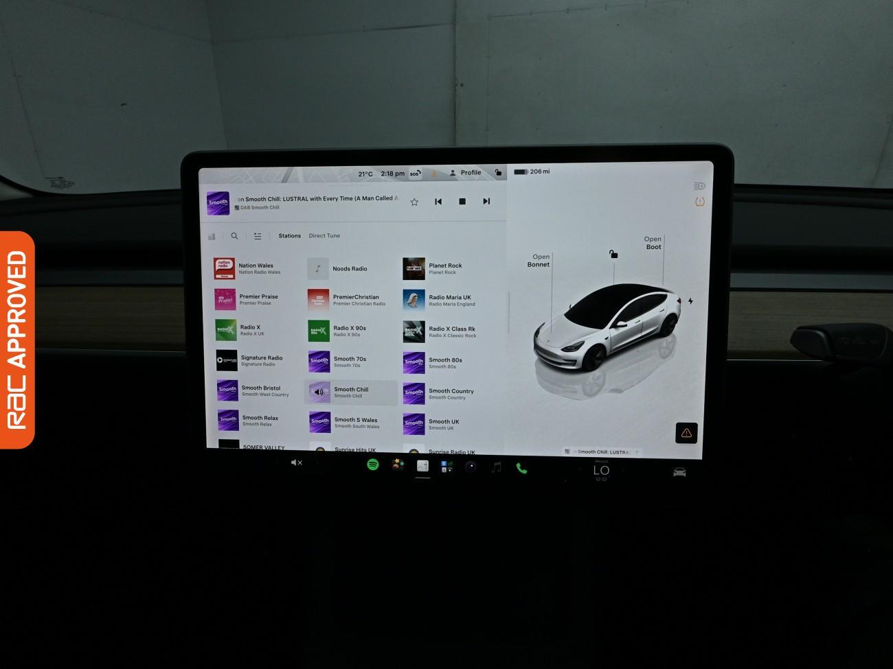 Tesla Model 3 view 19
