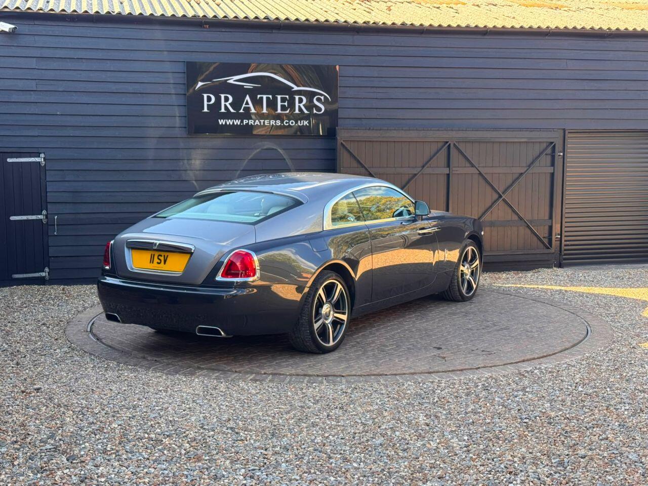 Rolls-Royce Wraith view 28