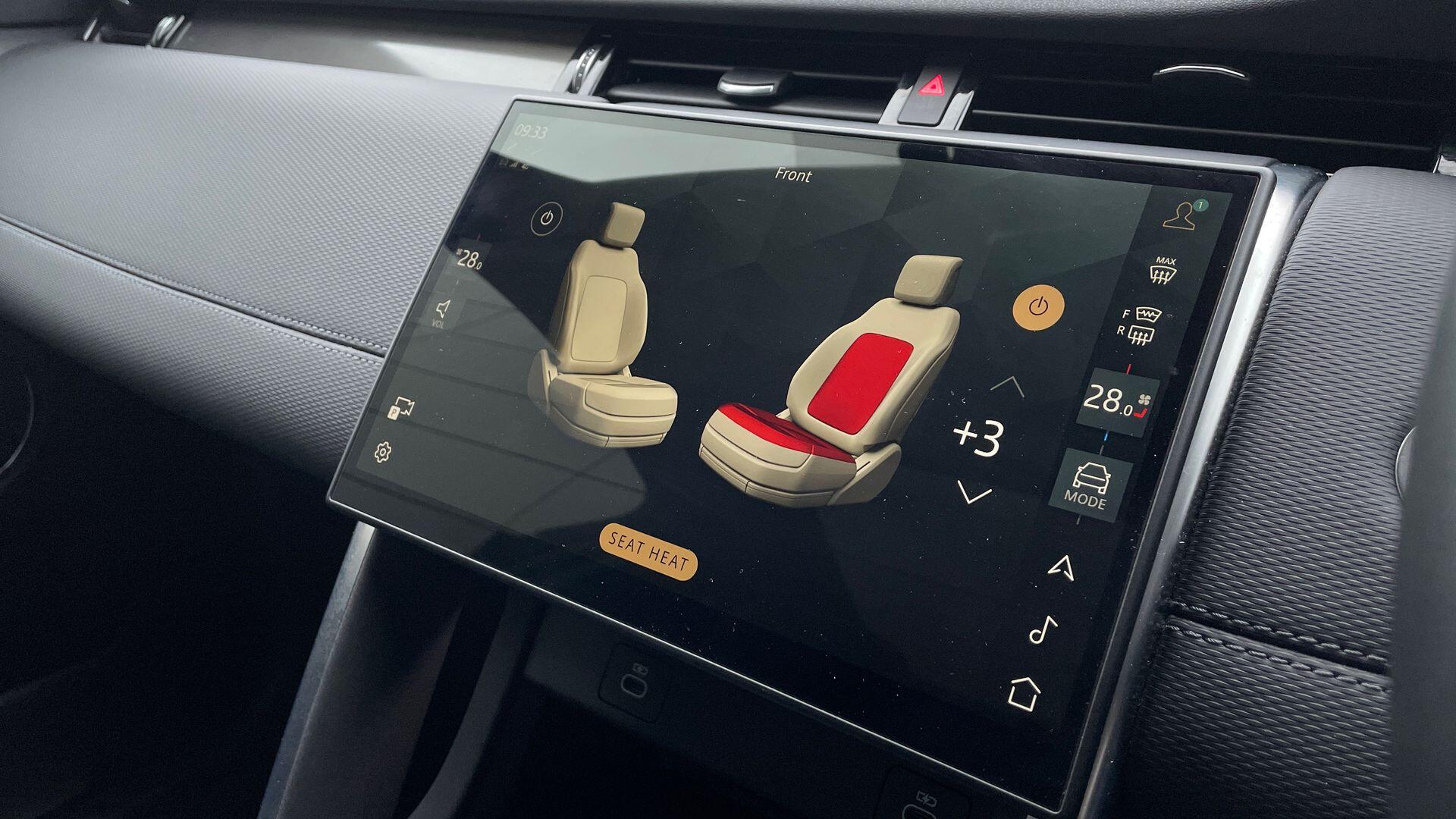 Land Rover Discovery Sport view 22